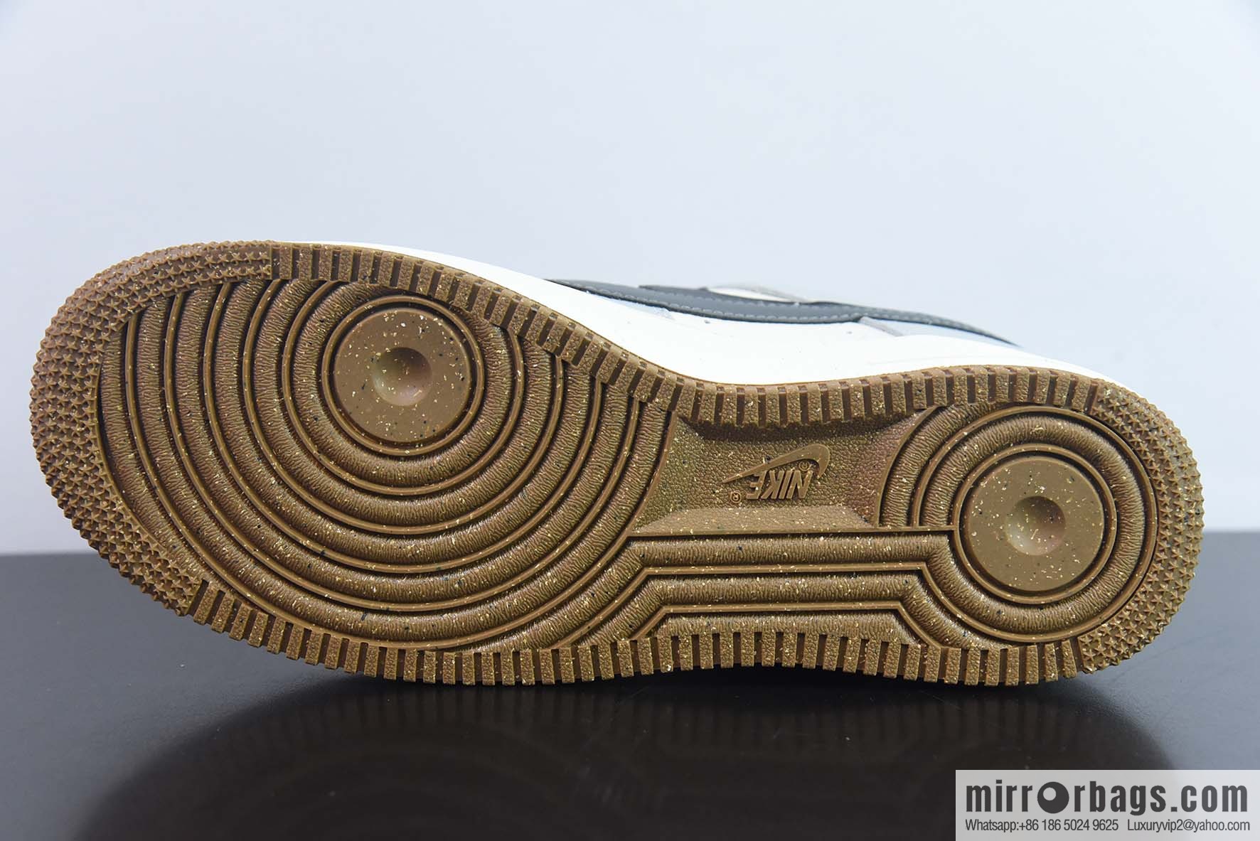 Nk Air Force 1 '07 Low black and gray bear double hook, Air Force No. 1 low-top casual board shoes, item number CC2569-033