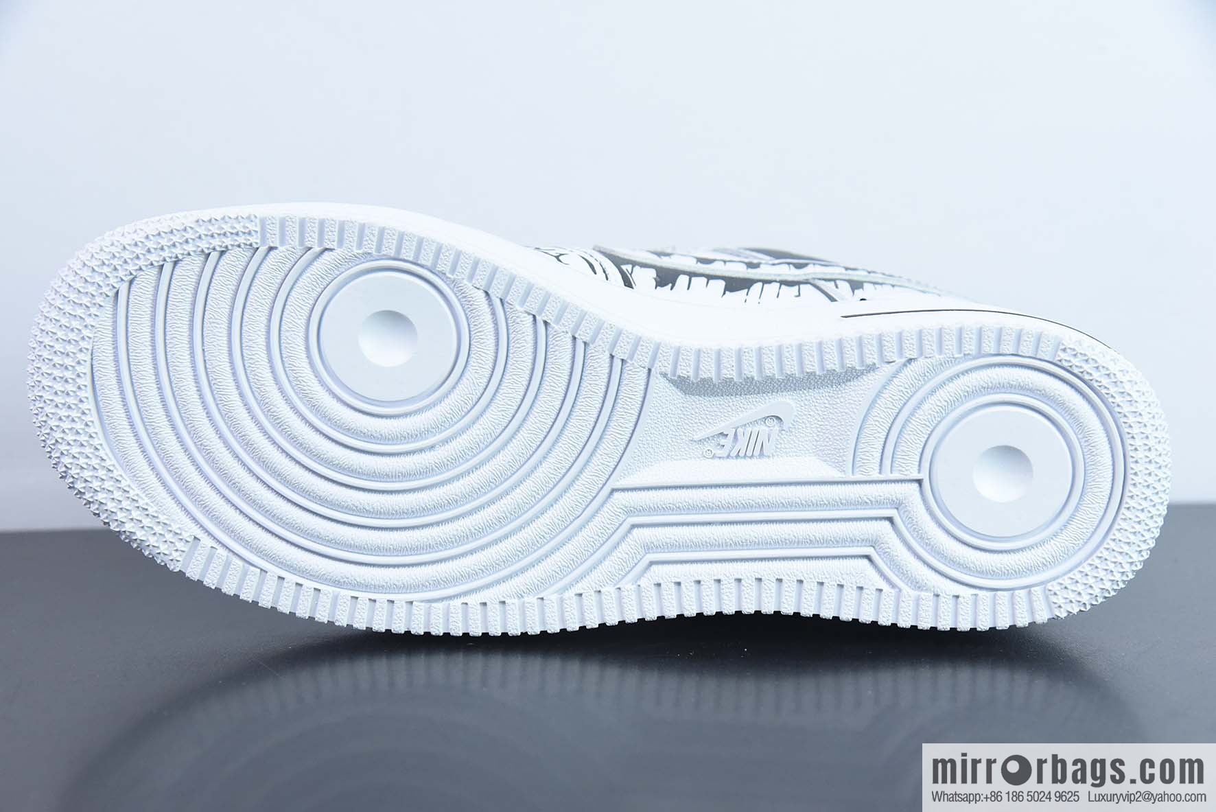 NK Air Force 1 Low '07 ONE PIECE color scheme Air Force No. 1 low-top casual shoes Item number: CW2288-301