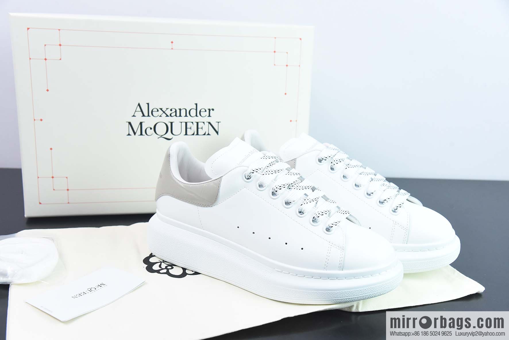 Alexander McQueen/Alexander McQueen, white shoes with thick soles