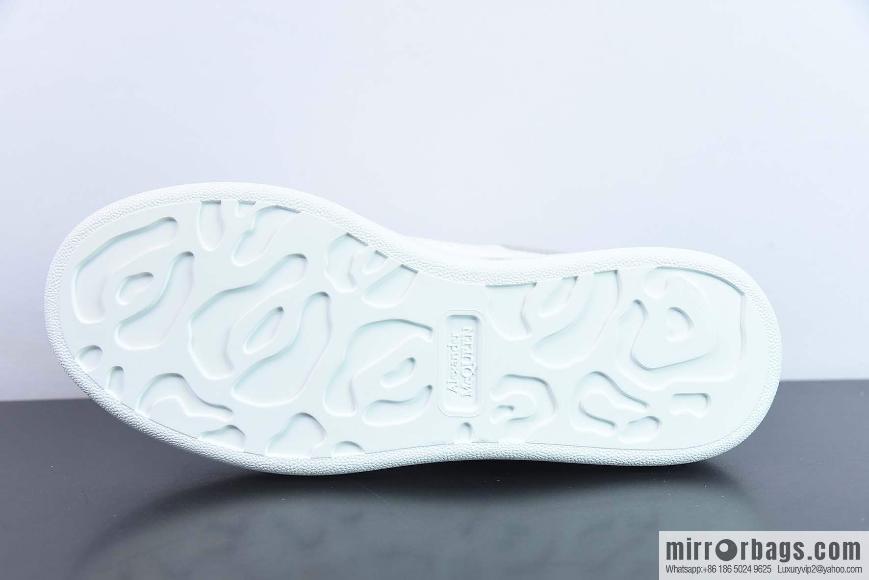 Alexander McQueen/Alexander McQueen, white shoes with thick soles