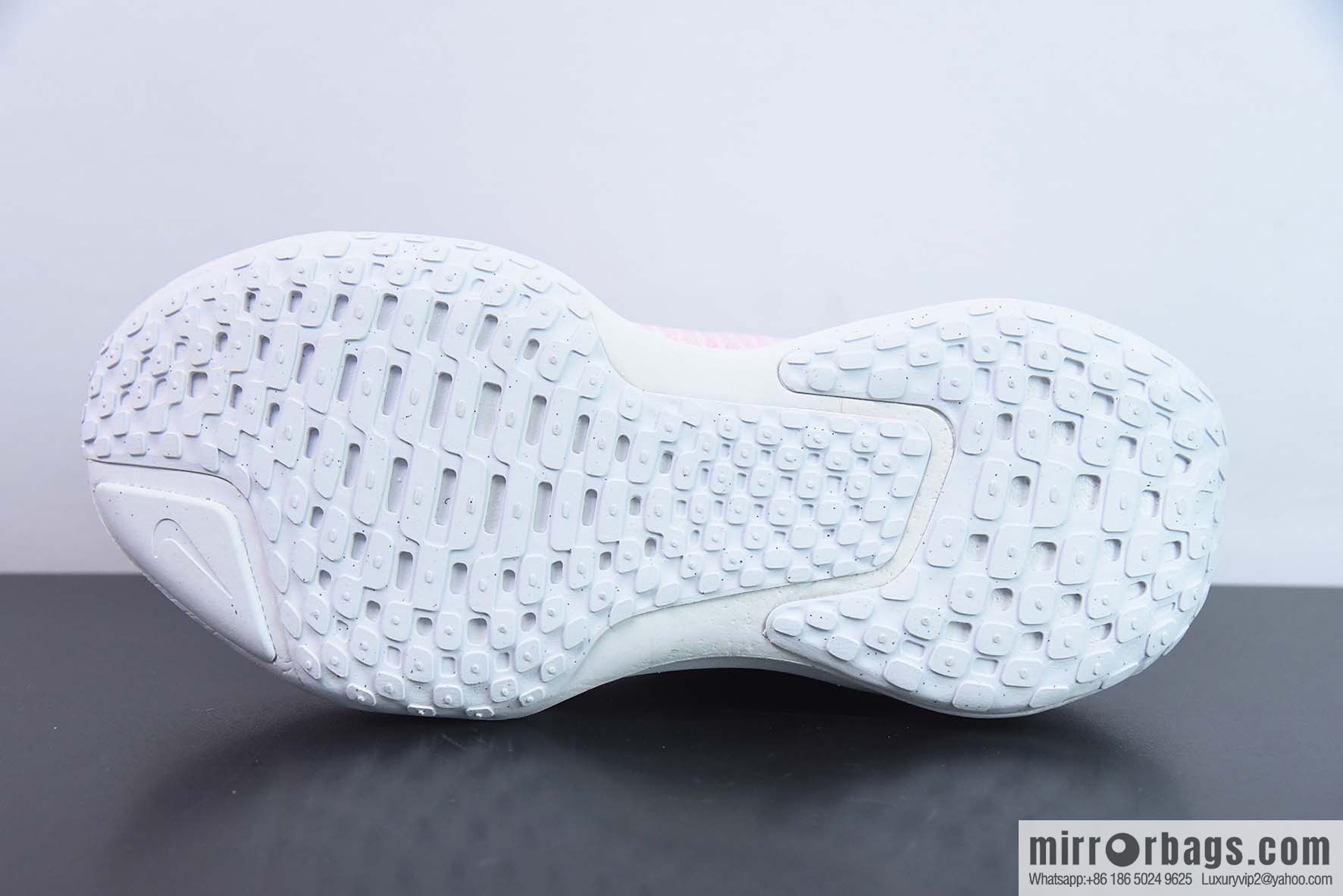NK ZoomX Invincible Run Flyknit FK3 Invincible 3rd Generation Series Lightweight Flying Weaving Low Help Casual Sports Jogging Shoes DR2660-601