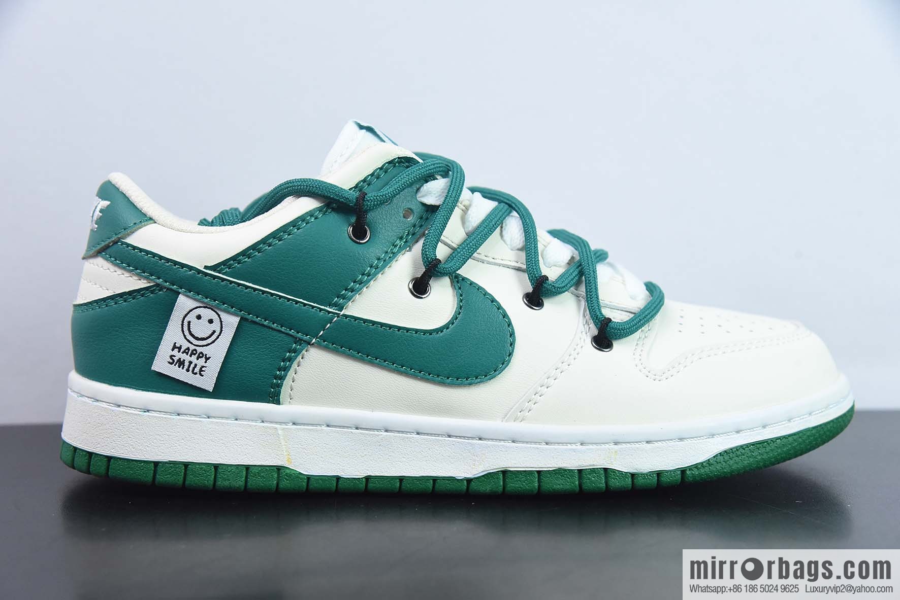 NK SB Dunk Low deconstruction drawstring low-top white and green smiley face patch printed item number: DD1503 112-32