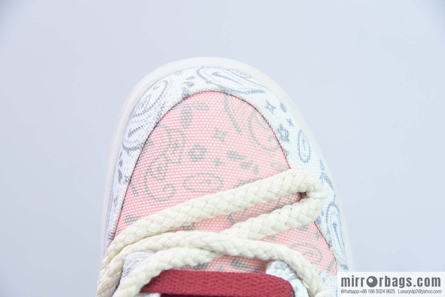 NK SB Dunk Low deconstruction drawstring low-top, white pink waist printed item number: DJ9955-100