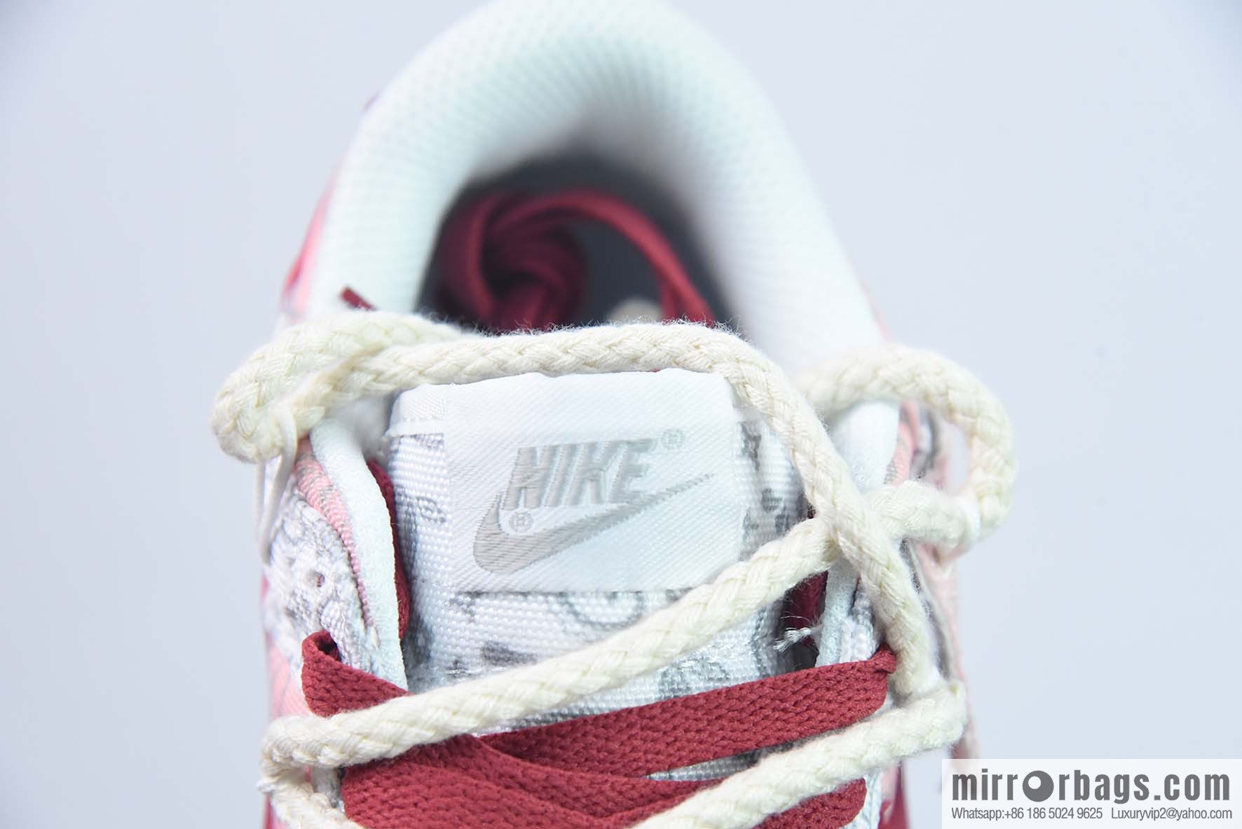 NK SB Dunk Low deconstruction drawstring low-top, white pink waist printed item number: DJ9955-100