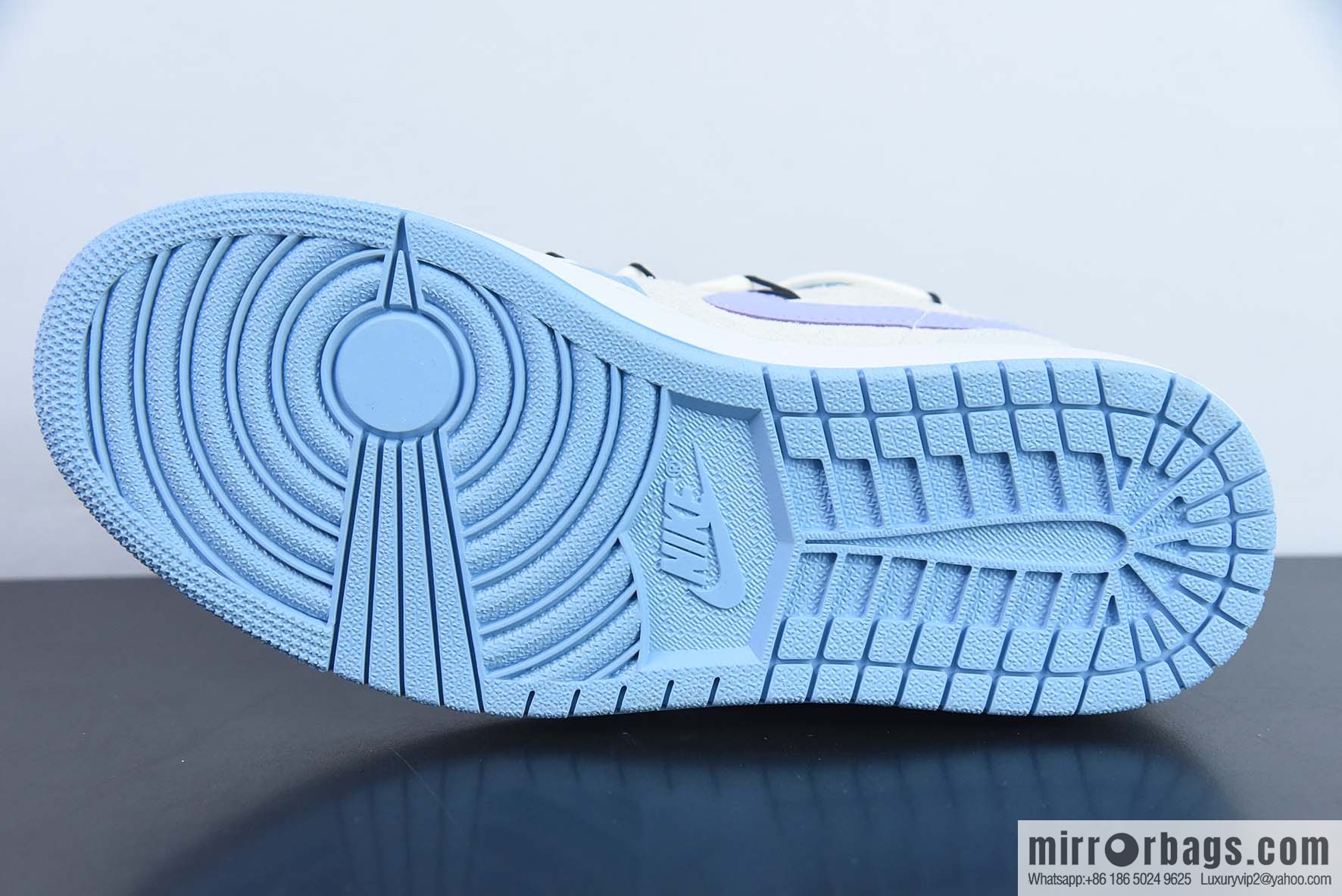 Air Jordan 1 Low AJ1 Jordan 1st generation low-top basketball shoes/college blue, gray blue, strap model, item number: DC0774-050
