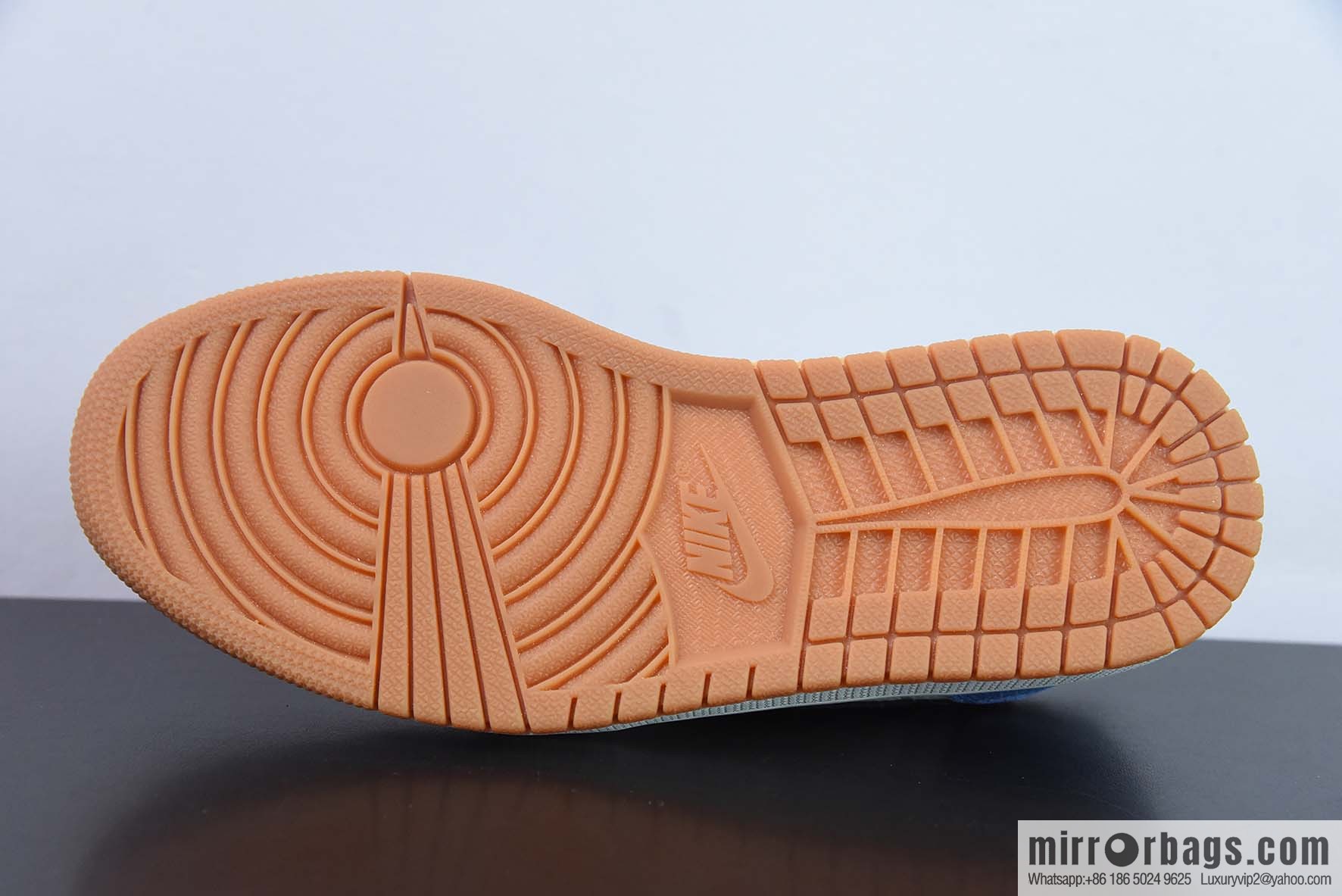 NK Air Jordan 1 Low AJ1 Joe 1 black and white blue burst pattern, low-top cultural basketball shoes, item number: DZ0791-102