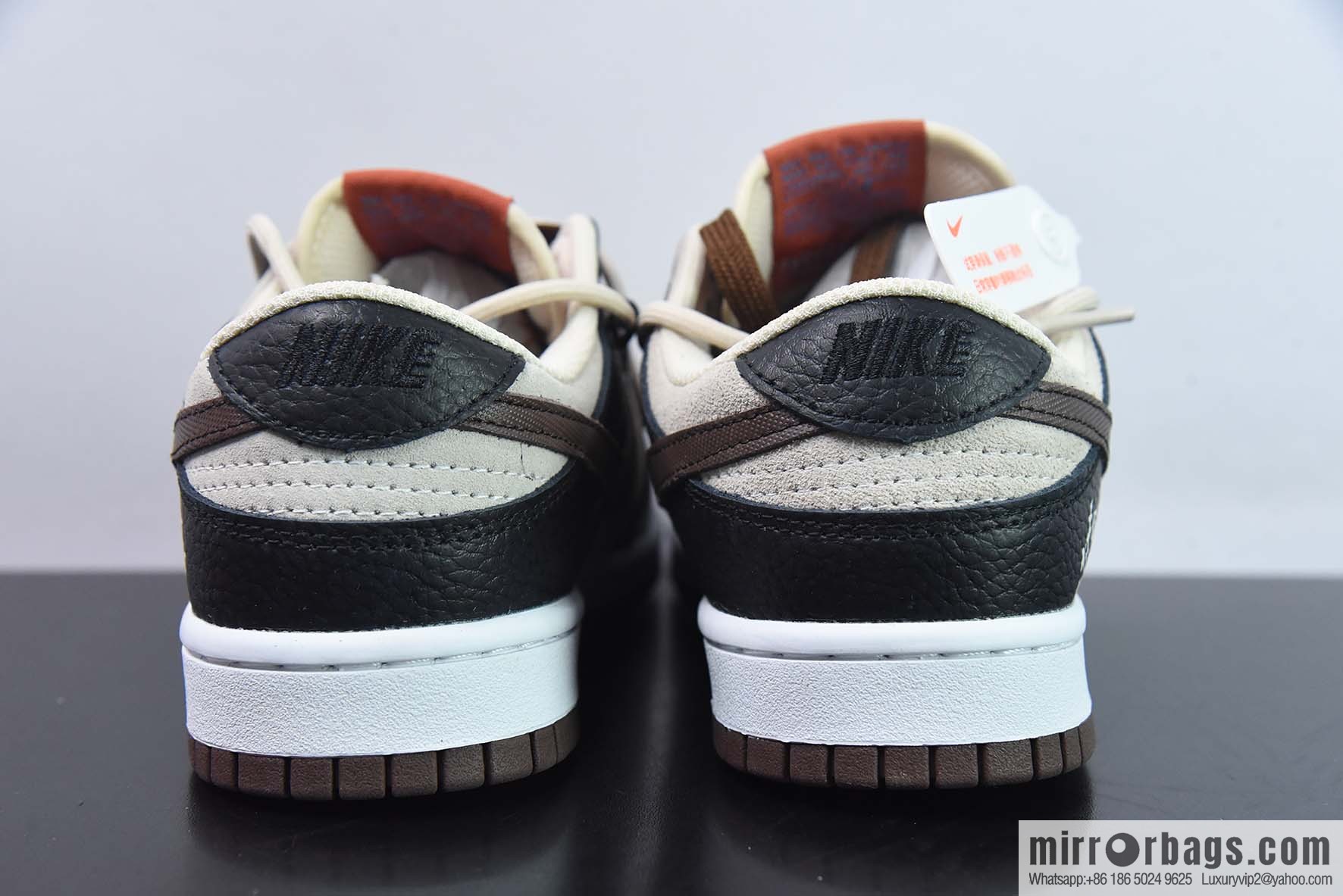 Nike Dunk Low SB low-top skate shoes/gray-black suede, straps, custom version