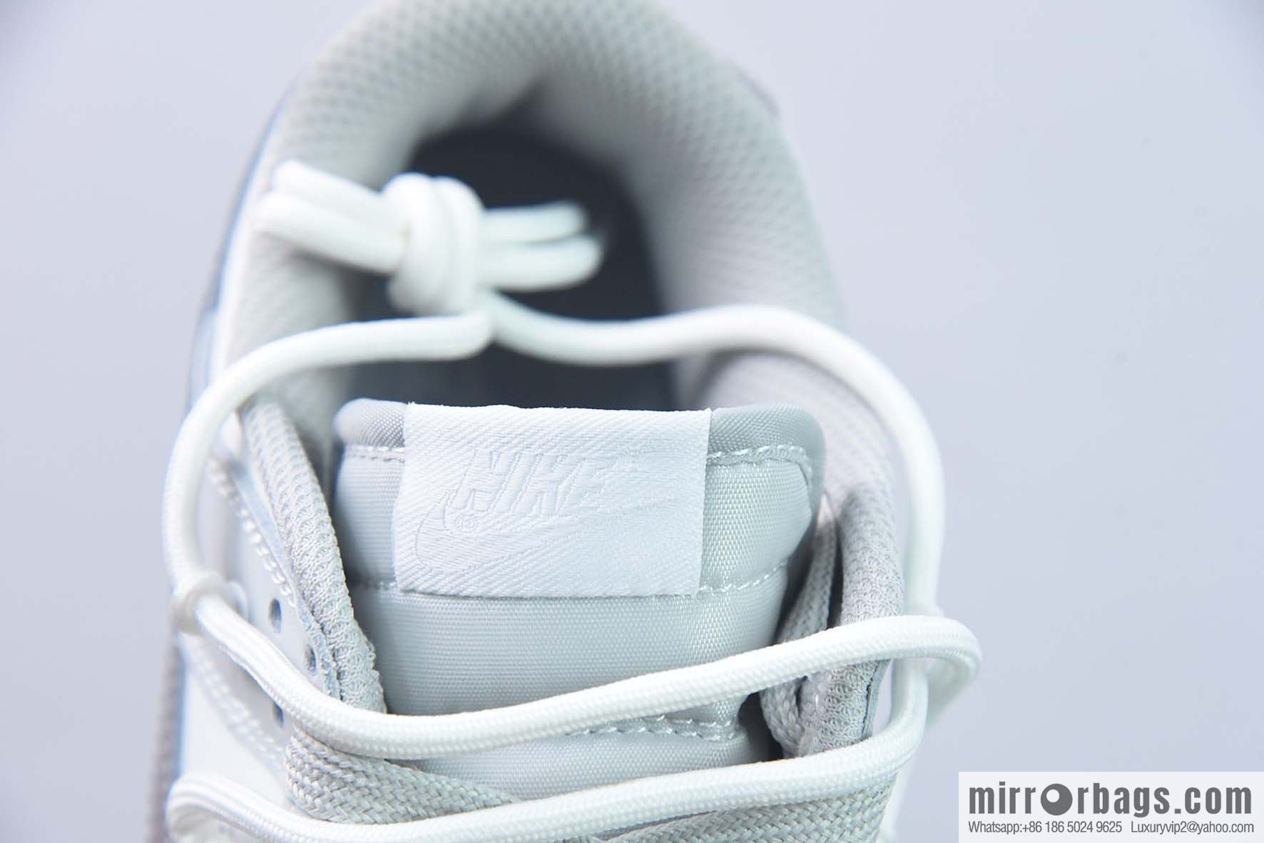 Nike Dunk Low SB low-top skate shoes/white gray, straps, customized version