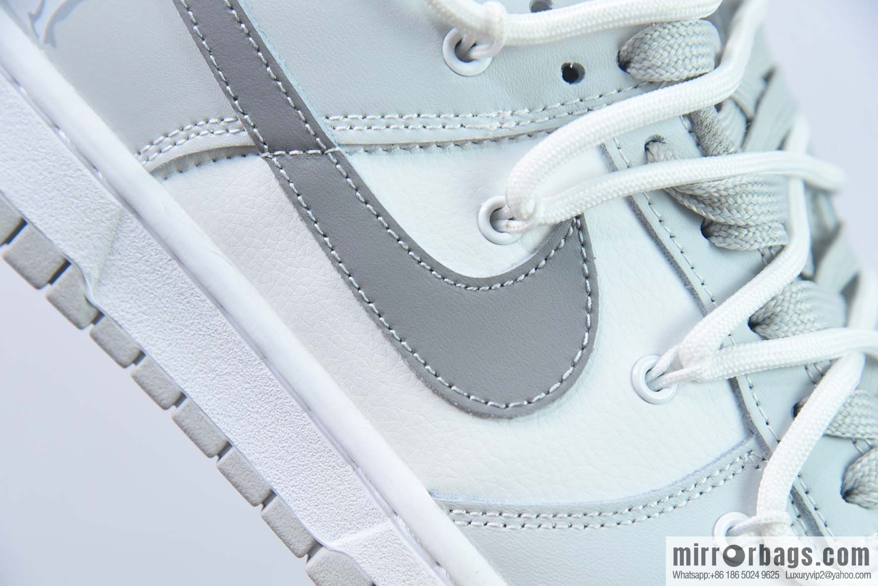Nike Dunk Low SB low-top skate shoes/white gray, straps, customized version