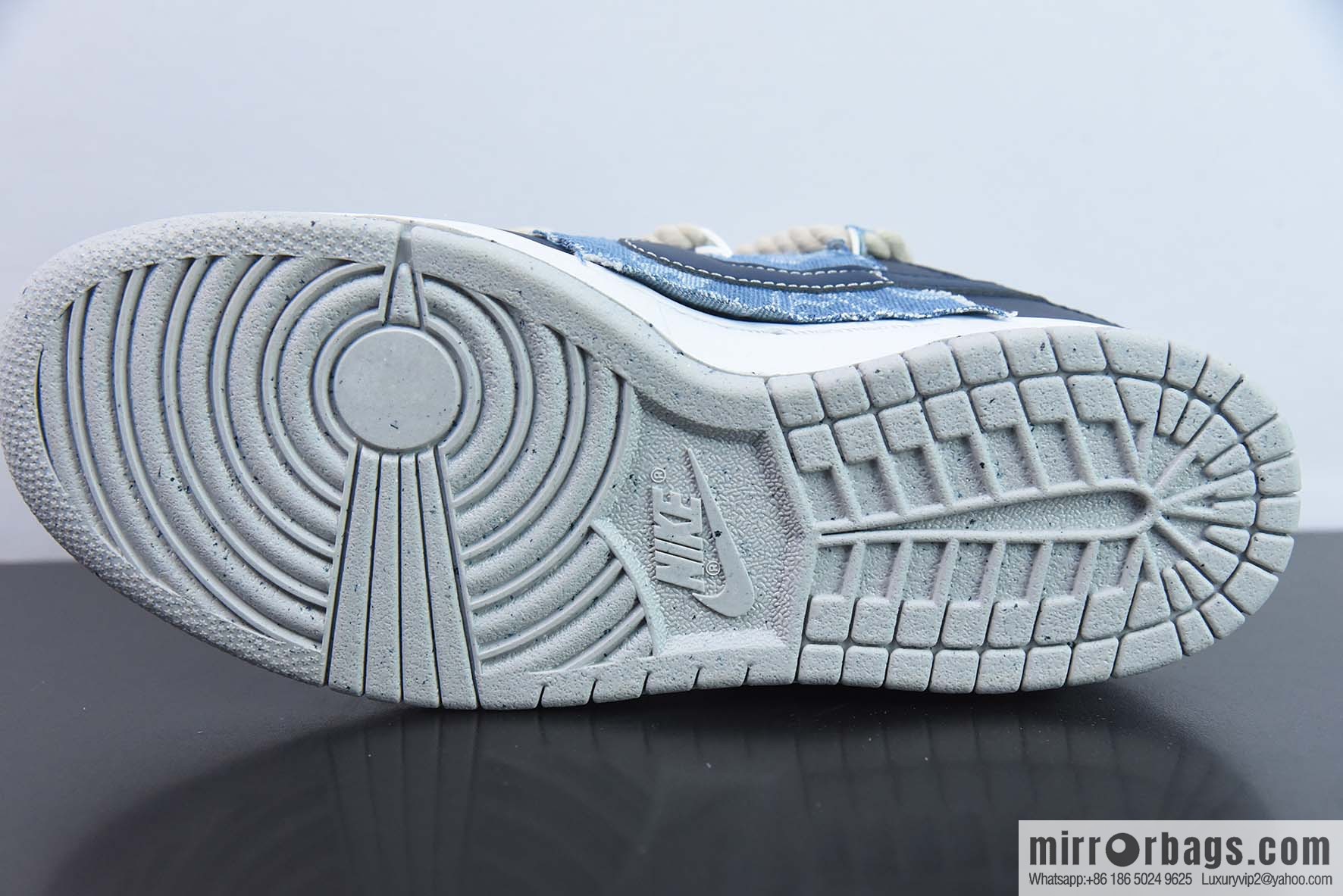 Nike Dunk Low SB low-top skate shoes/denim blue cashew nuts, straps, custom version