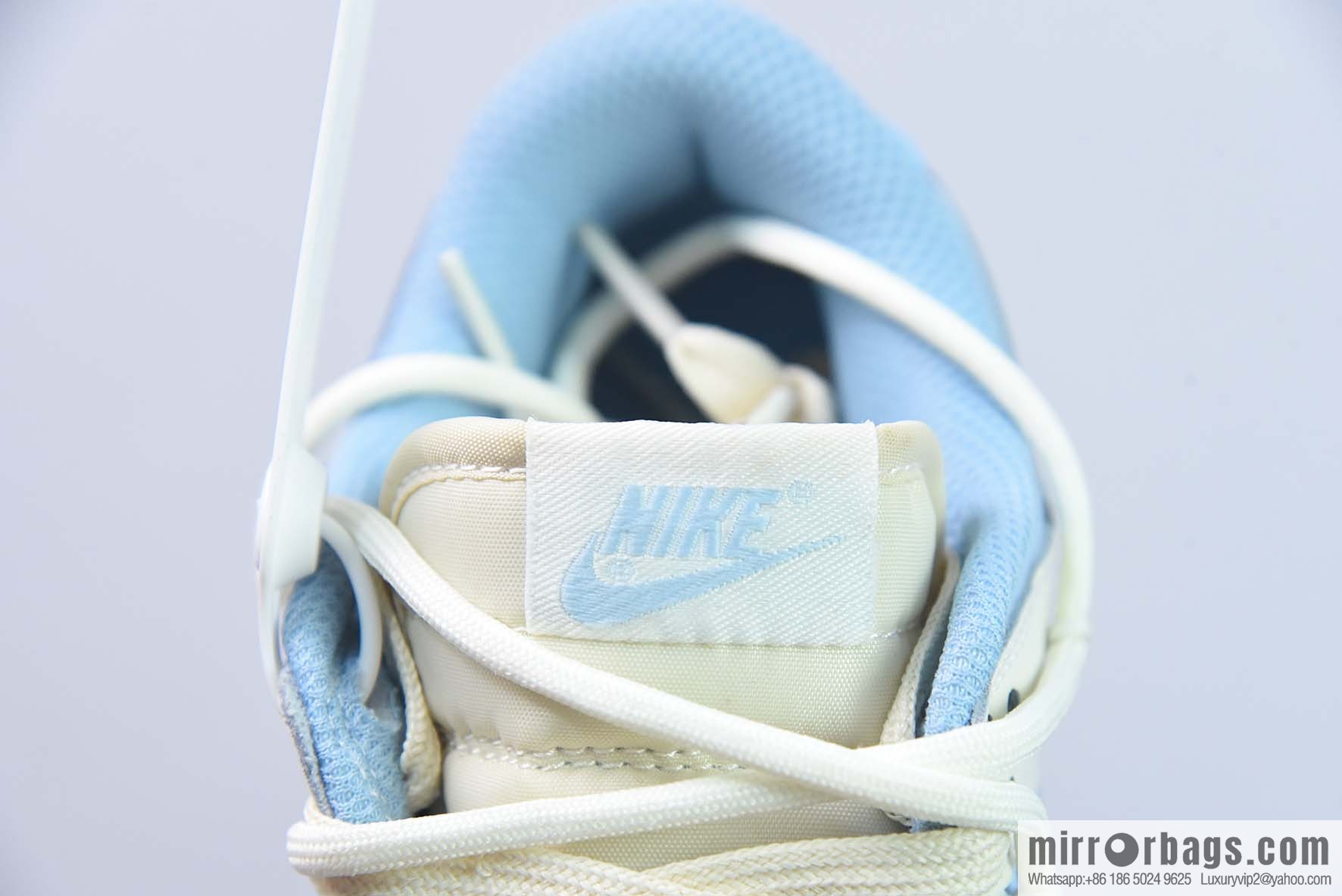 Nike Dunk Low SB low-top skate shoes/milk white and blue, straps, customized version