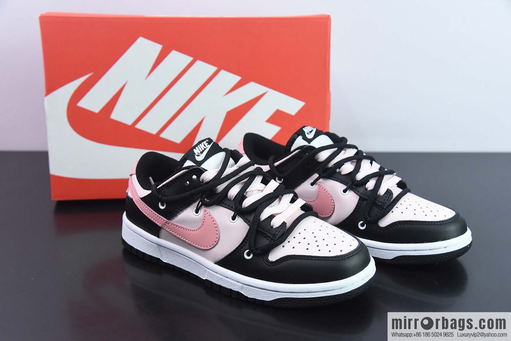 Nike Dunk Low SB low-top skate shoes/white and black powder, straps, customized version