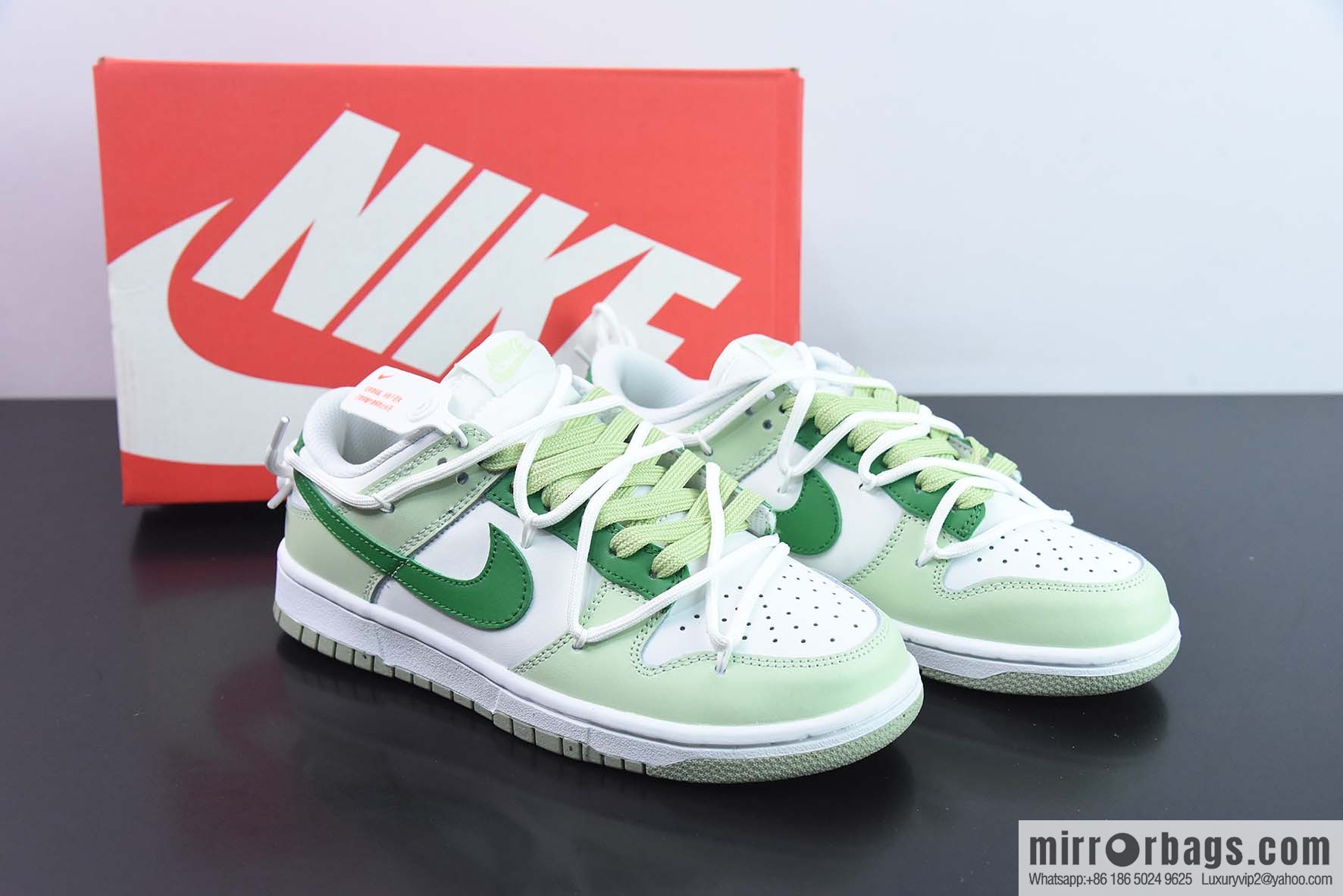 Nike Dunk Low SB low-top skate shoes/white and light green, customized version