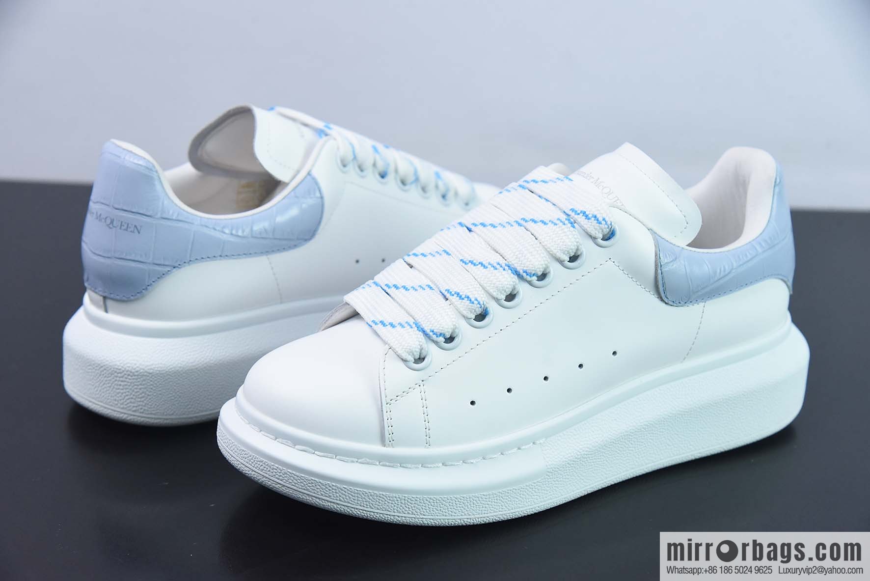 Alexander McQueen/Alexander McQueen, white shoes with thick soles