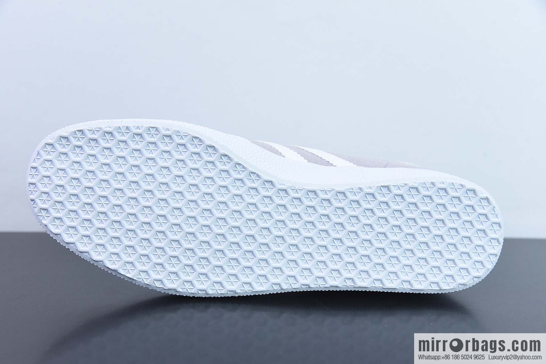 AD Originals Gazelle Clover, Platinum Casual Shoes SKU: EF6508