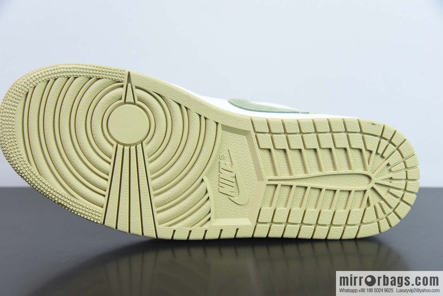 Air Jordan 1 Low green and white, Joe 1 low-top cultural basketball shoes, item number: FD9906-131