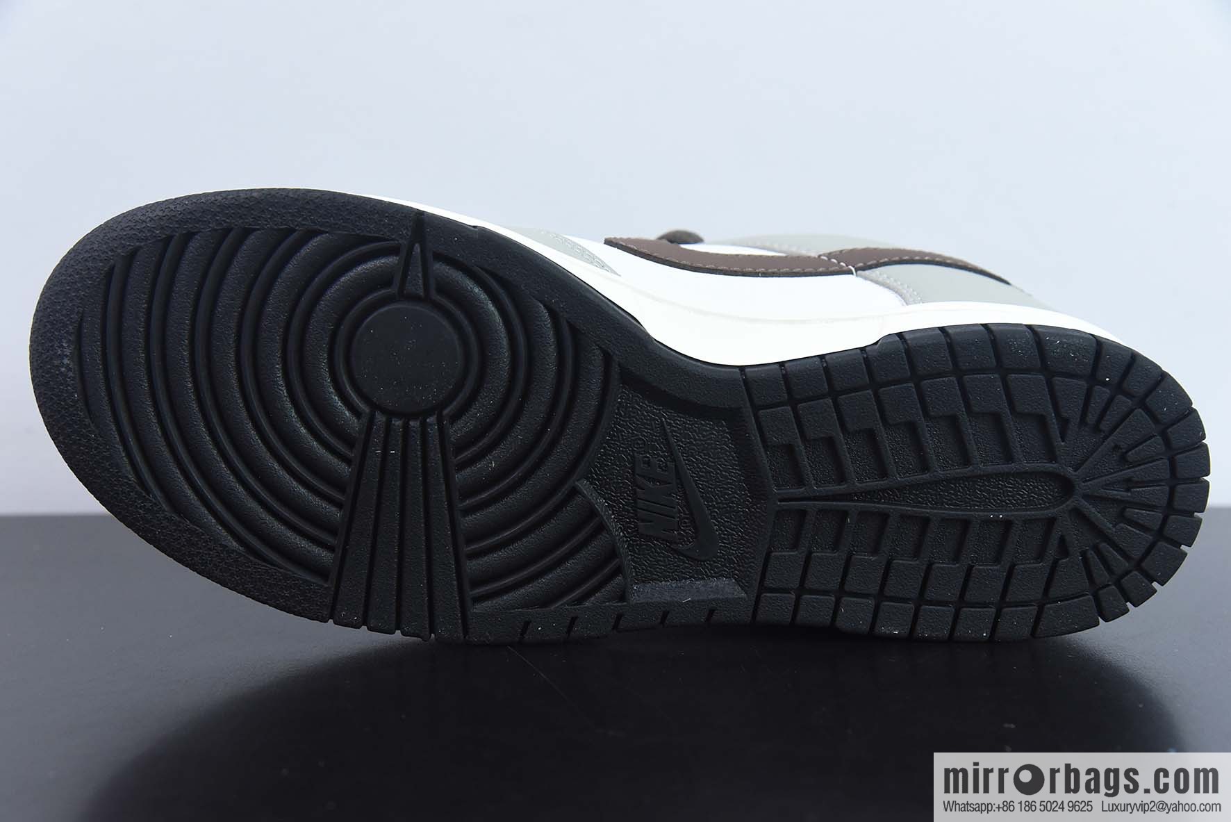 Nike SB Dunk Low gray-brown, low-top casual sports skateboard shoes, item number: DD0302-657