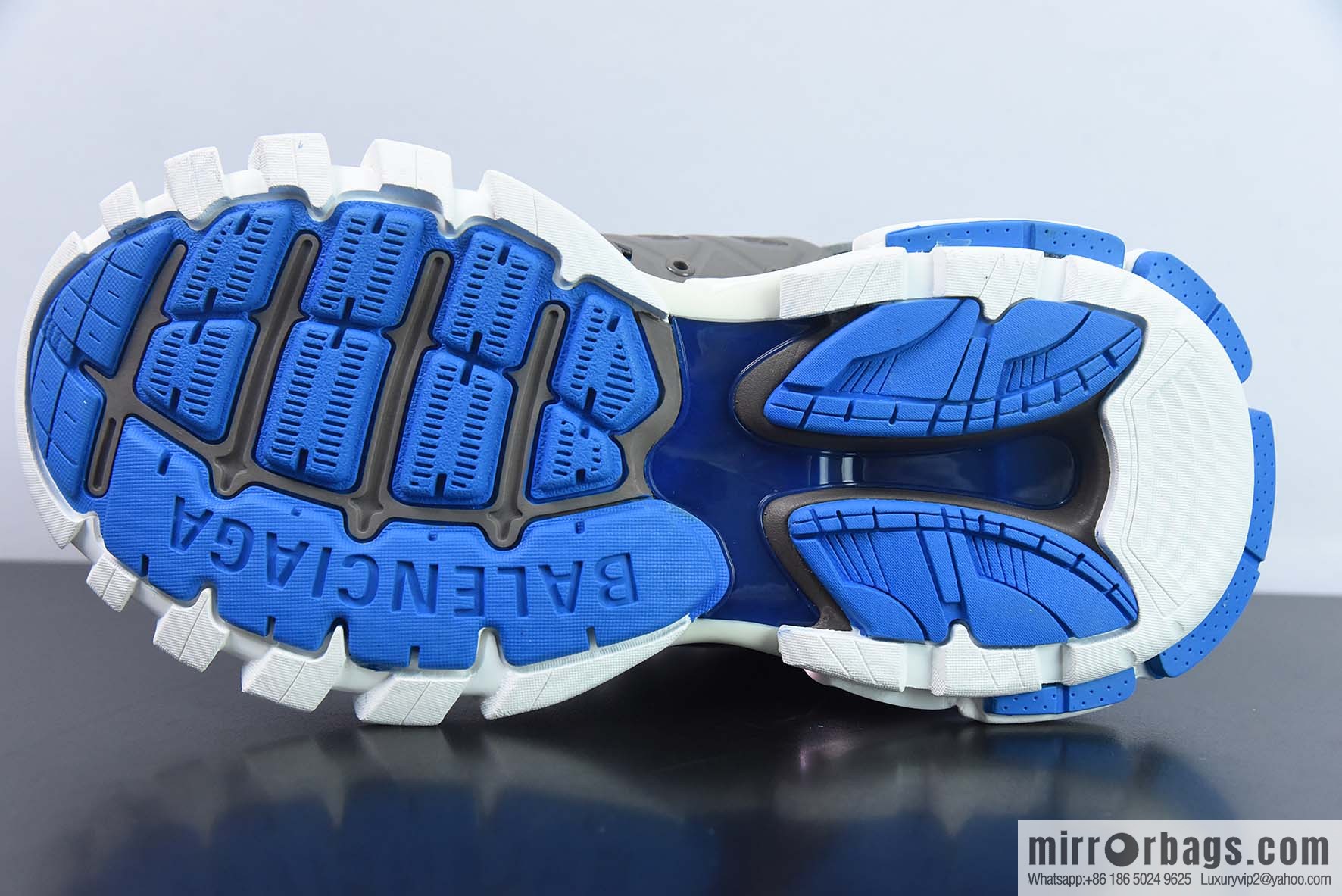 Balenciaga 3.0 third-generation outdoor concept shoes