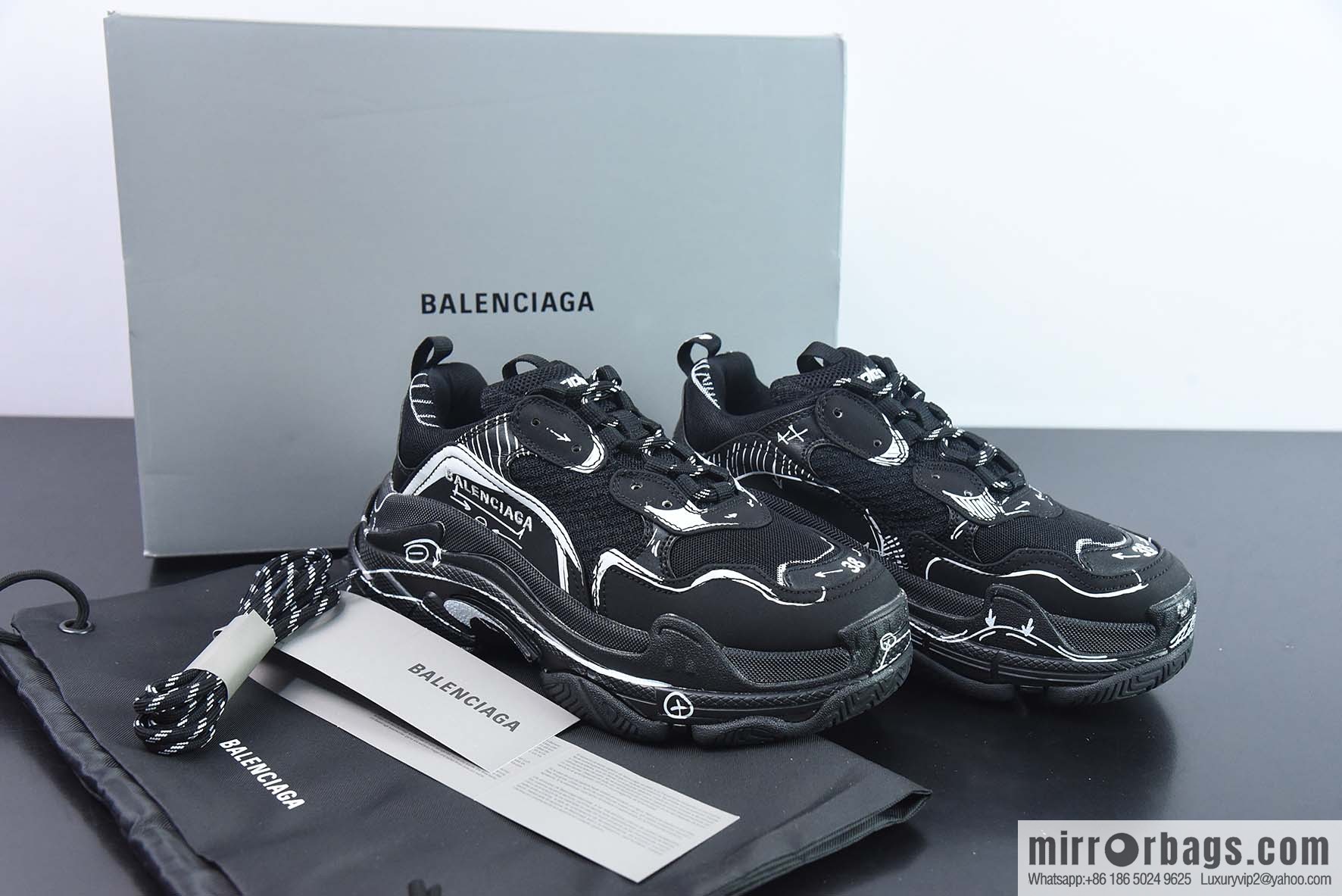Balenciaga, joint model, graffiti printed generation 1.0 Balenciaga Triple S sneakers