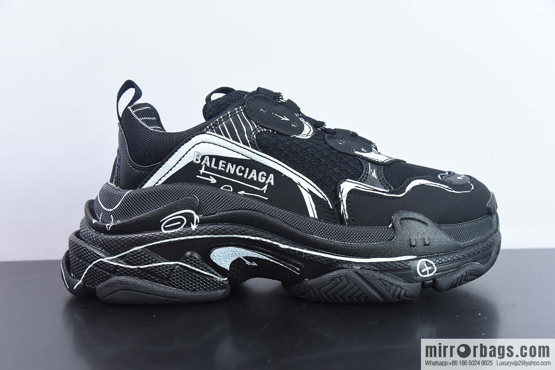 Balenciaga, joint model, graffiti printed generation 1.0 Balenciaga Triple S sneakers