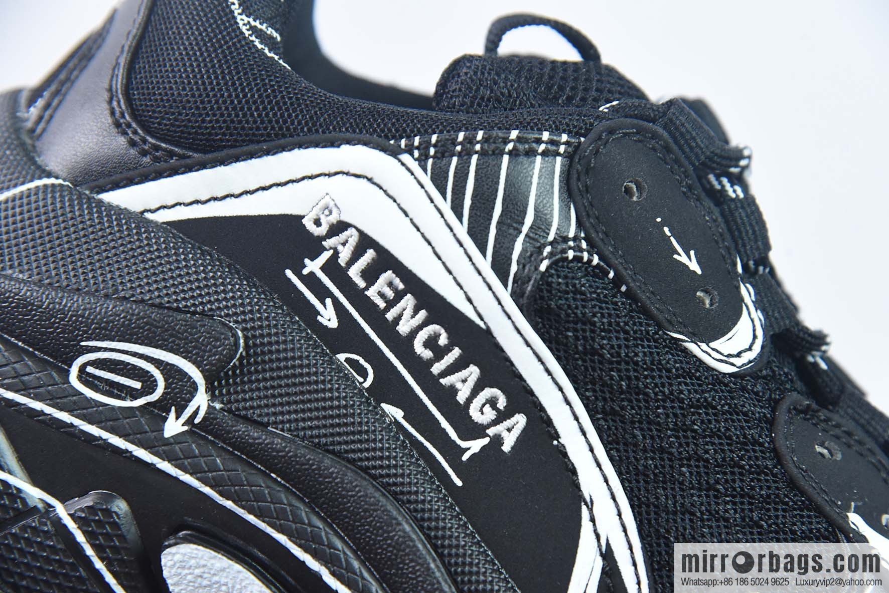 Balenciaga, joint model, graffiti printed generation 1.0 Balenciaga Triple S sneakers