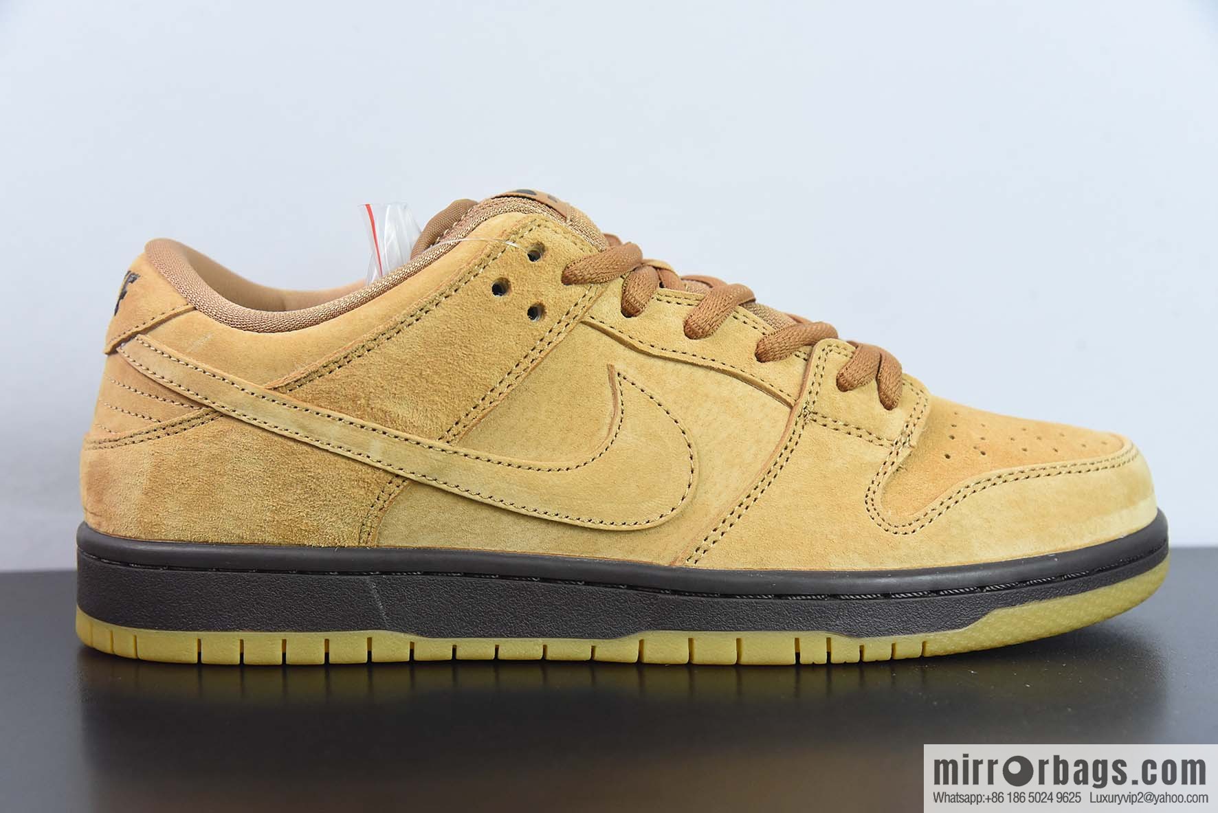 NK SB Dunk Low Pro wheat color, deciduous yellow low-top sports skate shoes Item number: BQ6817-204