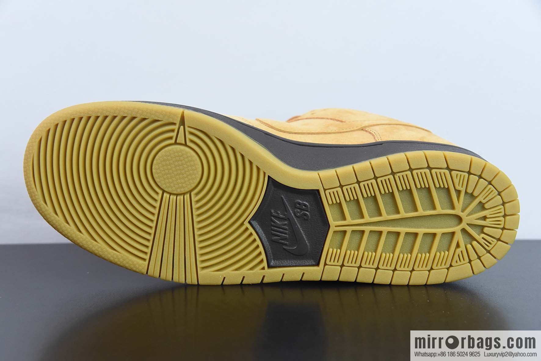 NK SB Dunk Low Pro wheat color, deciduous yellow low-top sports skate shoes Item number: BQ6817-204