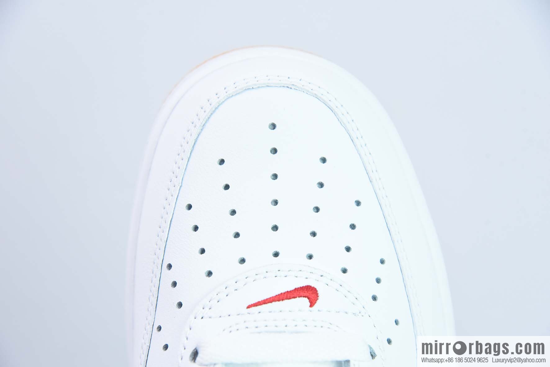 Air Force 1 '07 Low Air Force One, white and red raw rubber sneakers Item number: DJ3911-102