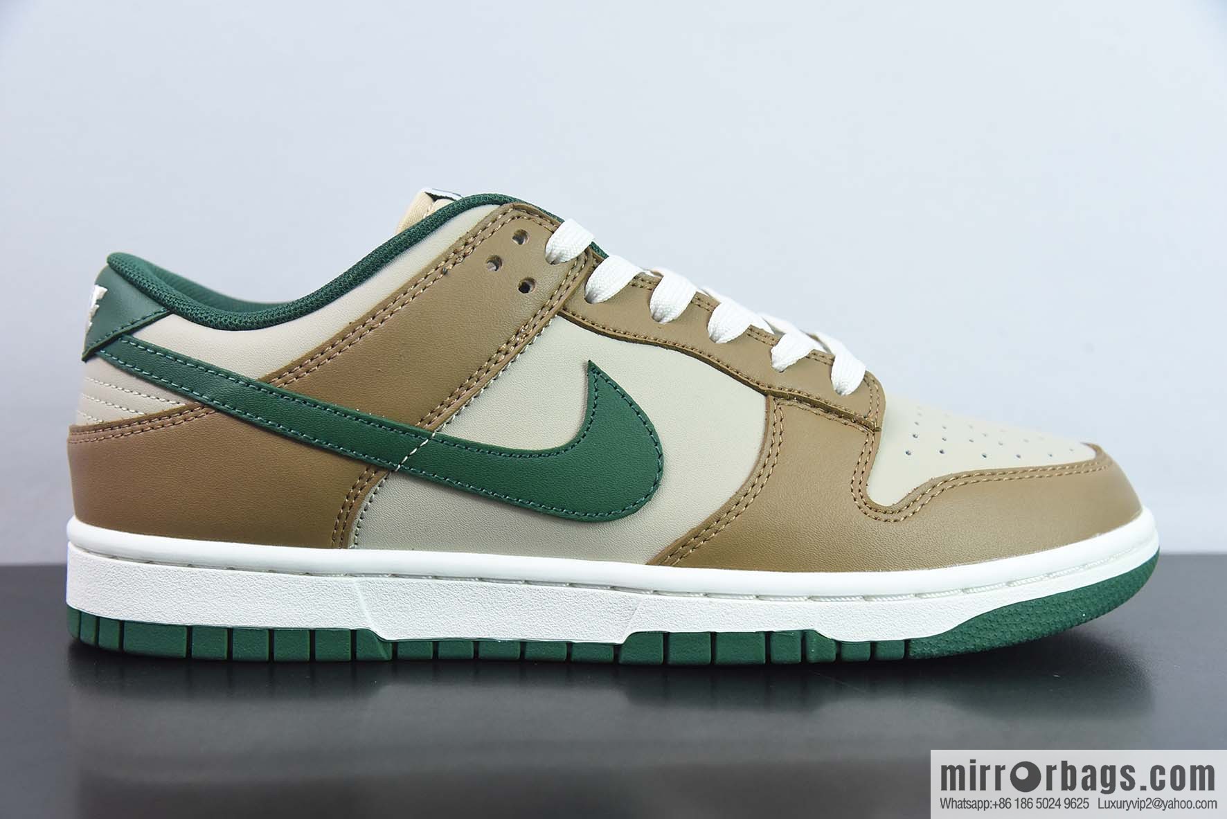 Nike Dunk Low SB low-top skate shoes/beige green, item number: FB7160-231
