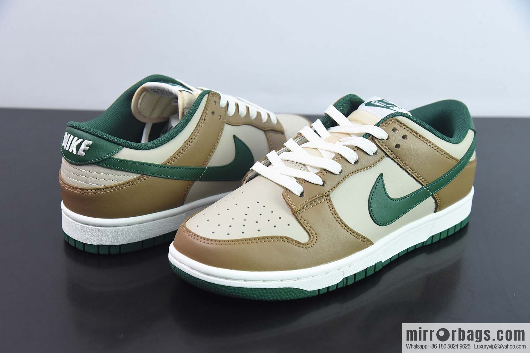 Nike Dunk Low SB low-top skate shoes/beige green, item number: FB7160-231