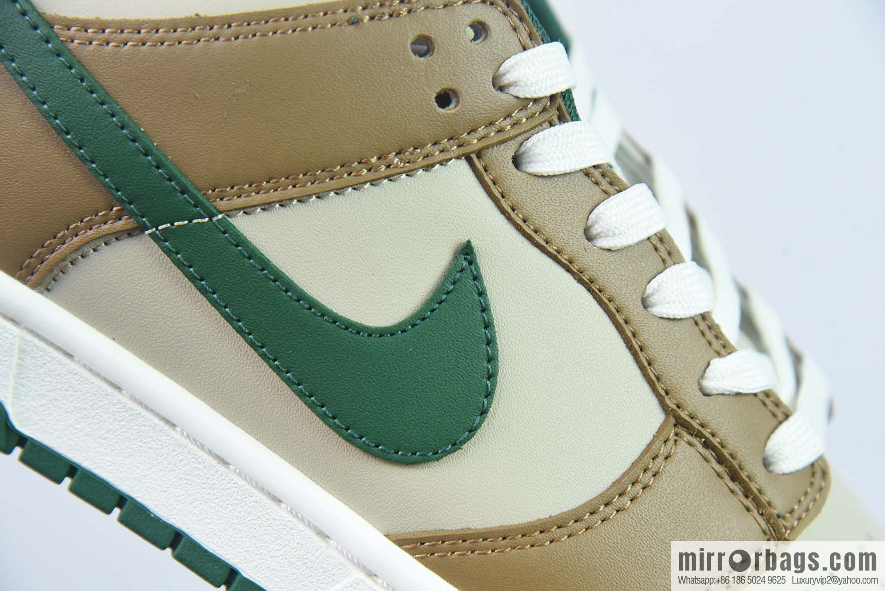 Nike Dunk Low SB low-top skate shoes/beige green, item number: FB7160-231