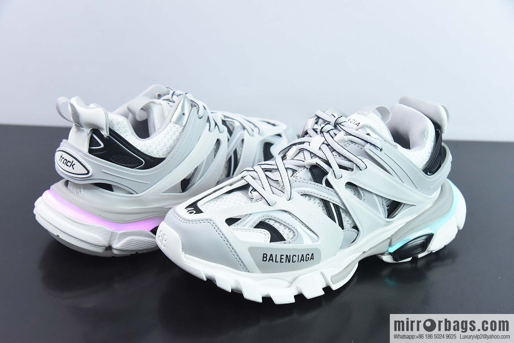 Balenciaga Balenciaga 3.0 Low Top Daddy Shoes 3.0 White Black Grey with Light