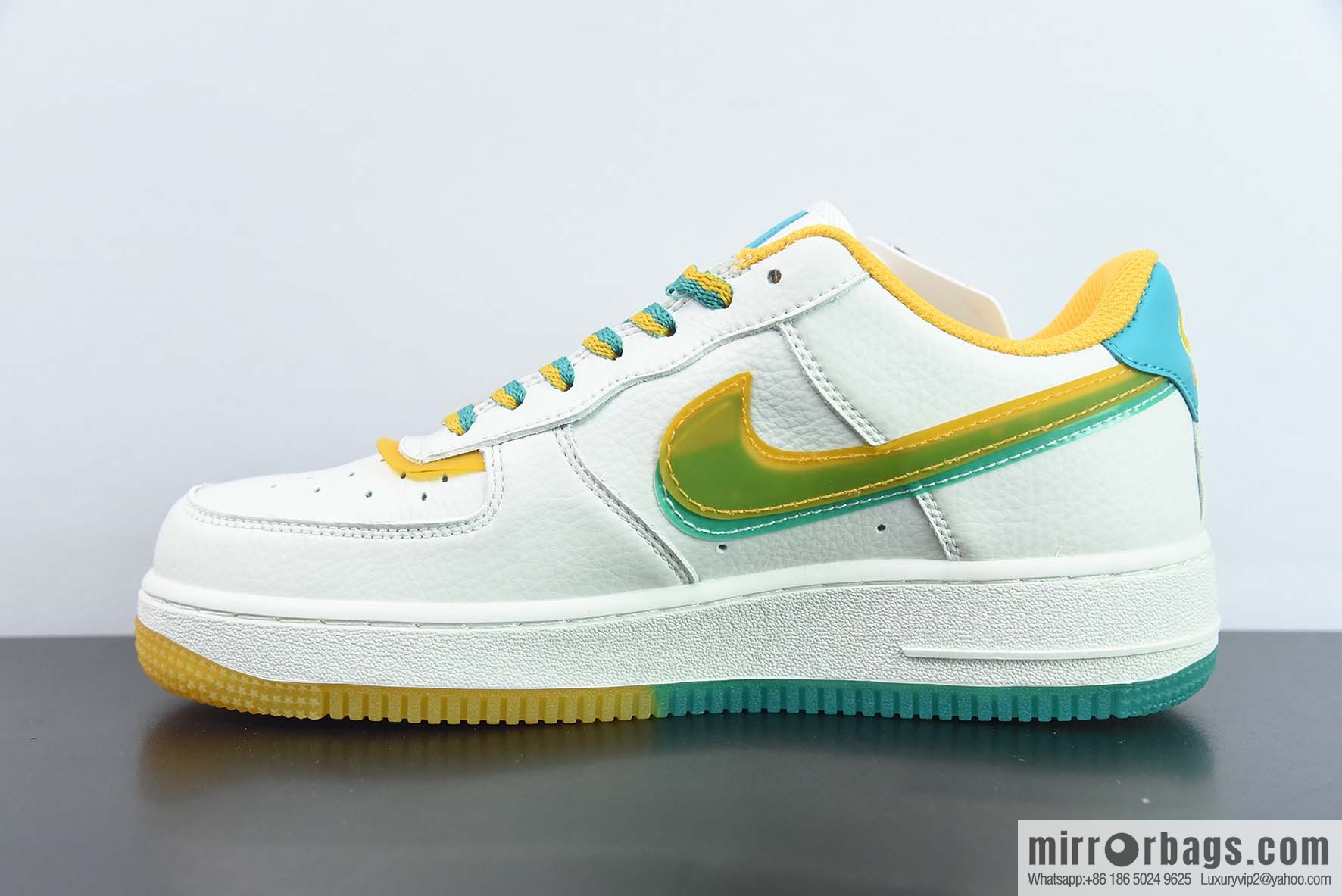 NK Air Force 1 Air Force One low-top sneakers Code: AEI1F