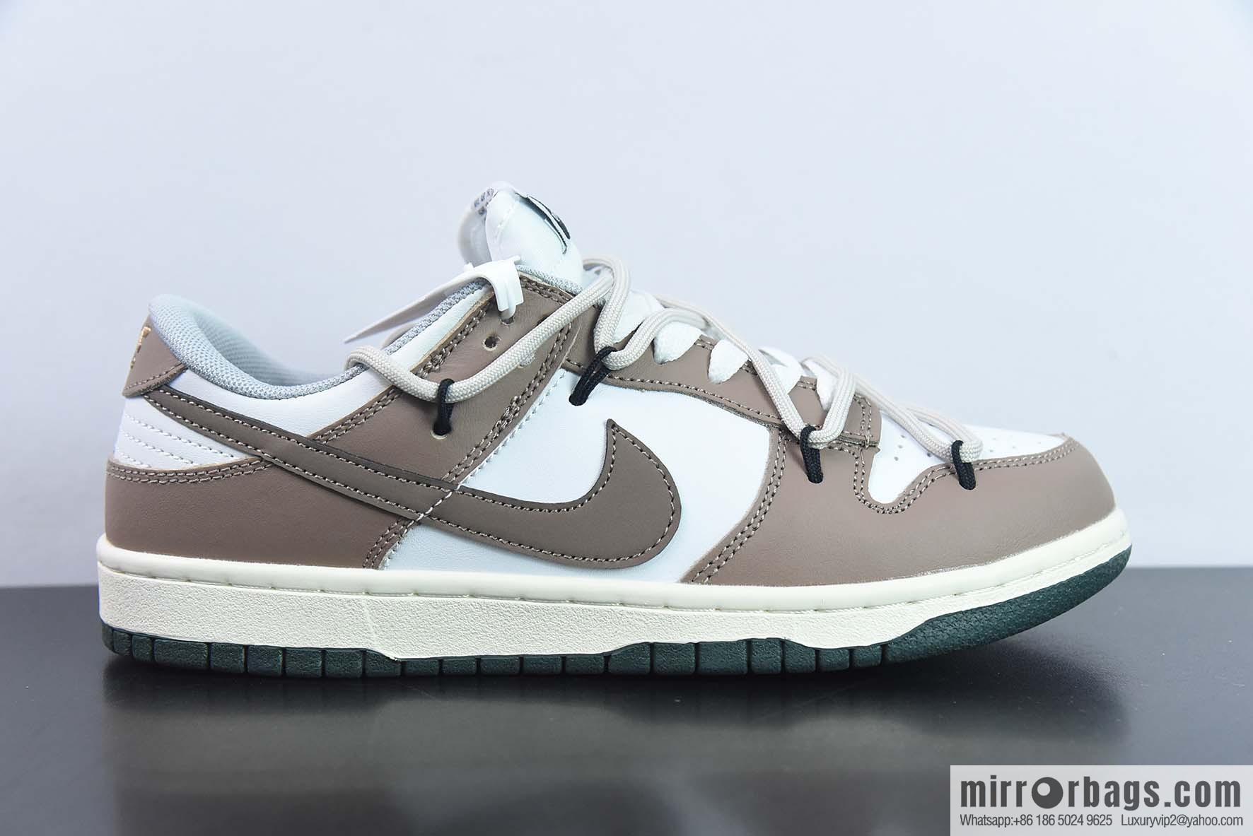 Nike SB Dunk Low custom straps, dunk series Vintage low-top leisure sports skateboard shoes Item number: CW1590-021
