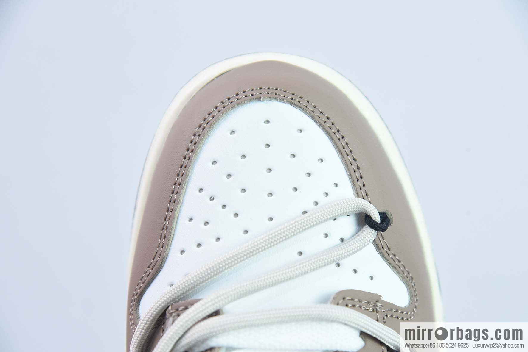 Nike SB Dunk Low custom straps, dunk series Vintage low-top leisure sports skateboard shoes Item number: CW1590-021
