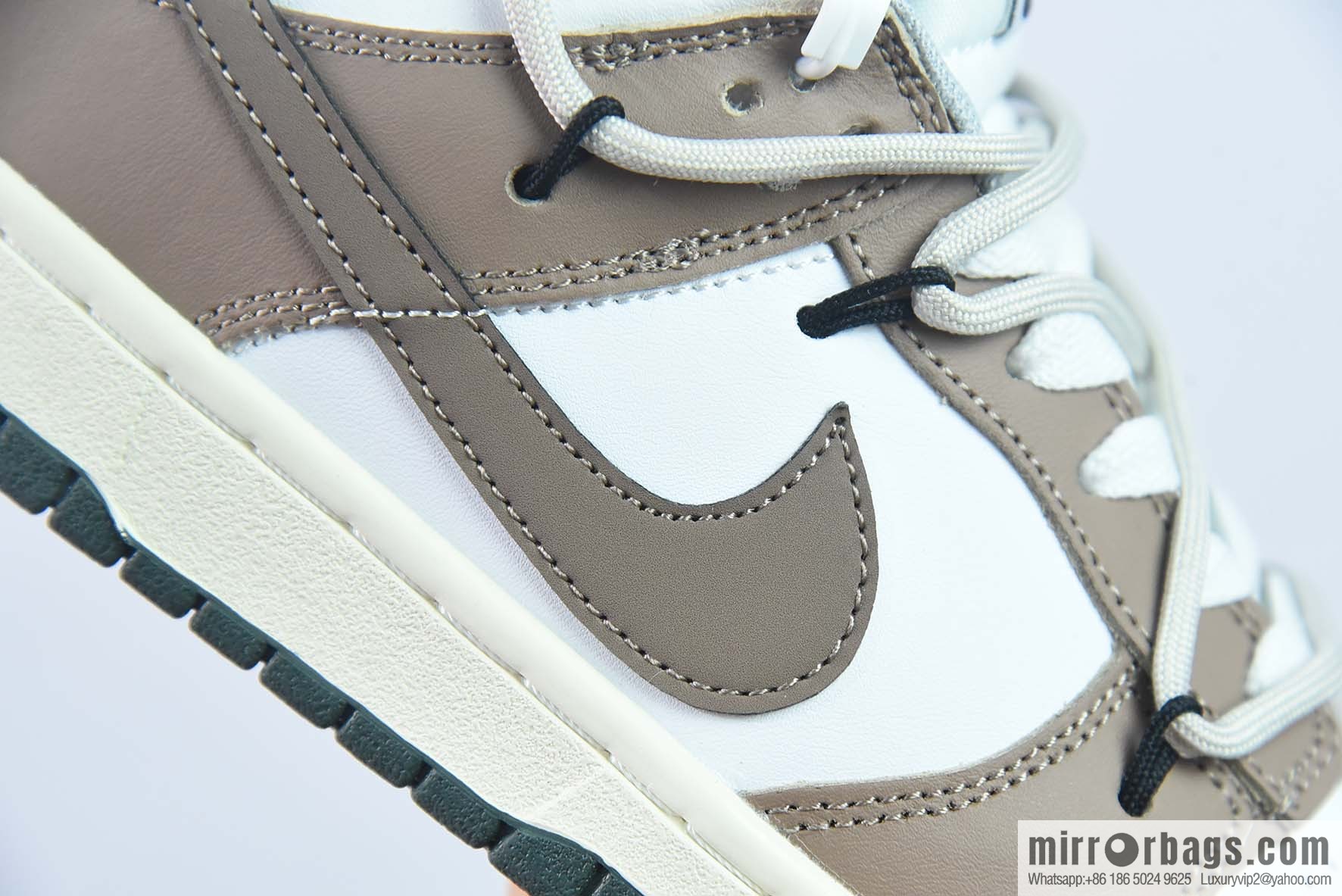 Nike SB Dunk Low custom straps, dunk series Vintage low-top leisure sports skateboard shoes Item number: CW1590-021