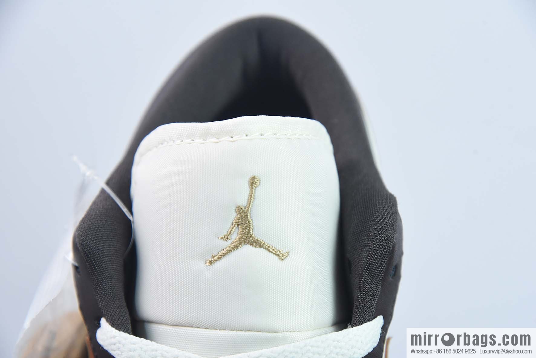 Air Jordan 1 Low dark brown, low-top basketball shoes, item number: DC0774-200