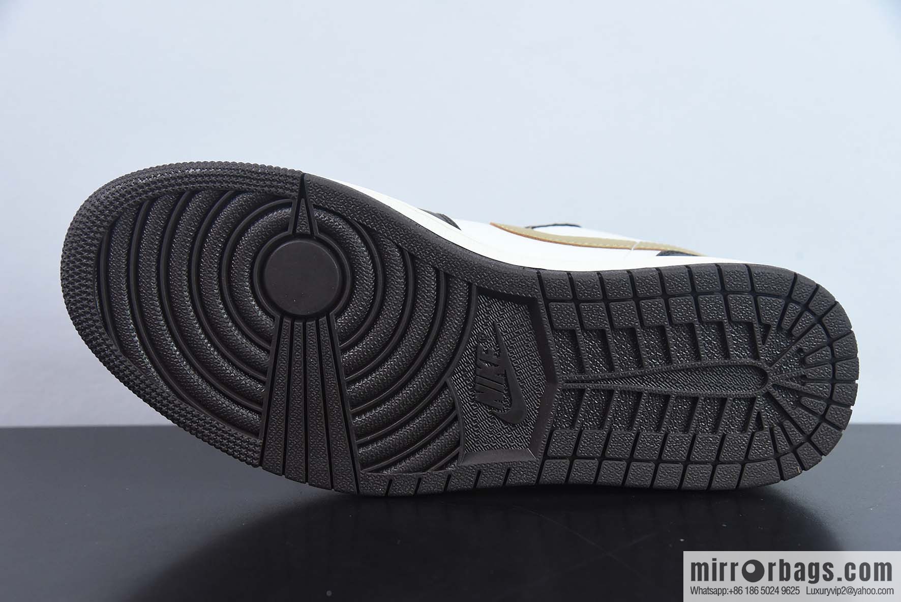 Air Jordan 1 Low dark brown, low-top basketball shoes, item number: DC0774-200