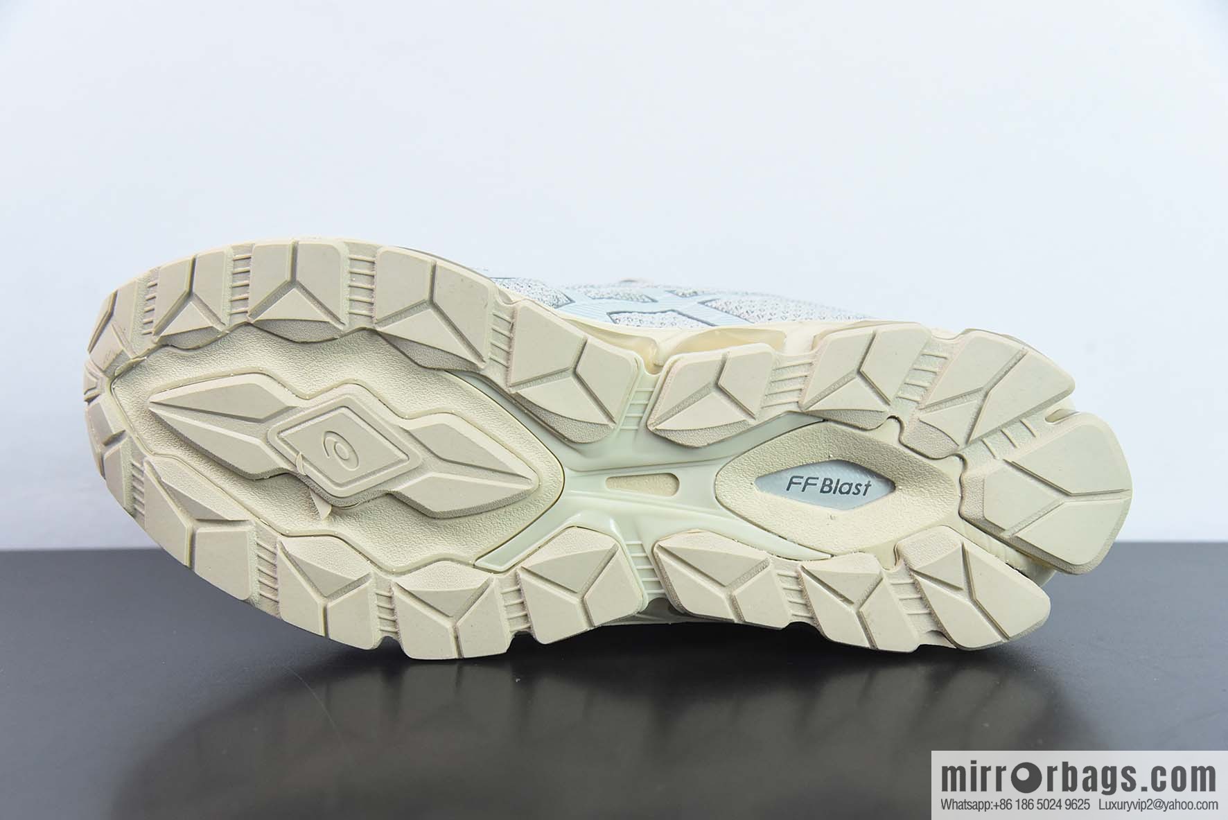 Asics Gel-Quantum 360 VII breathable professional running shoes, item number: 1201A747-021