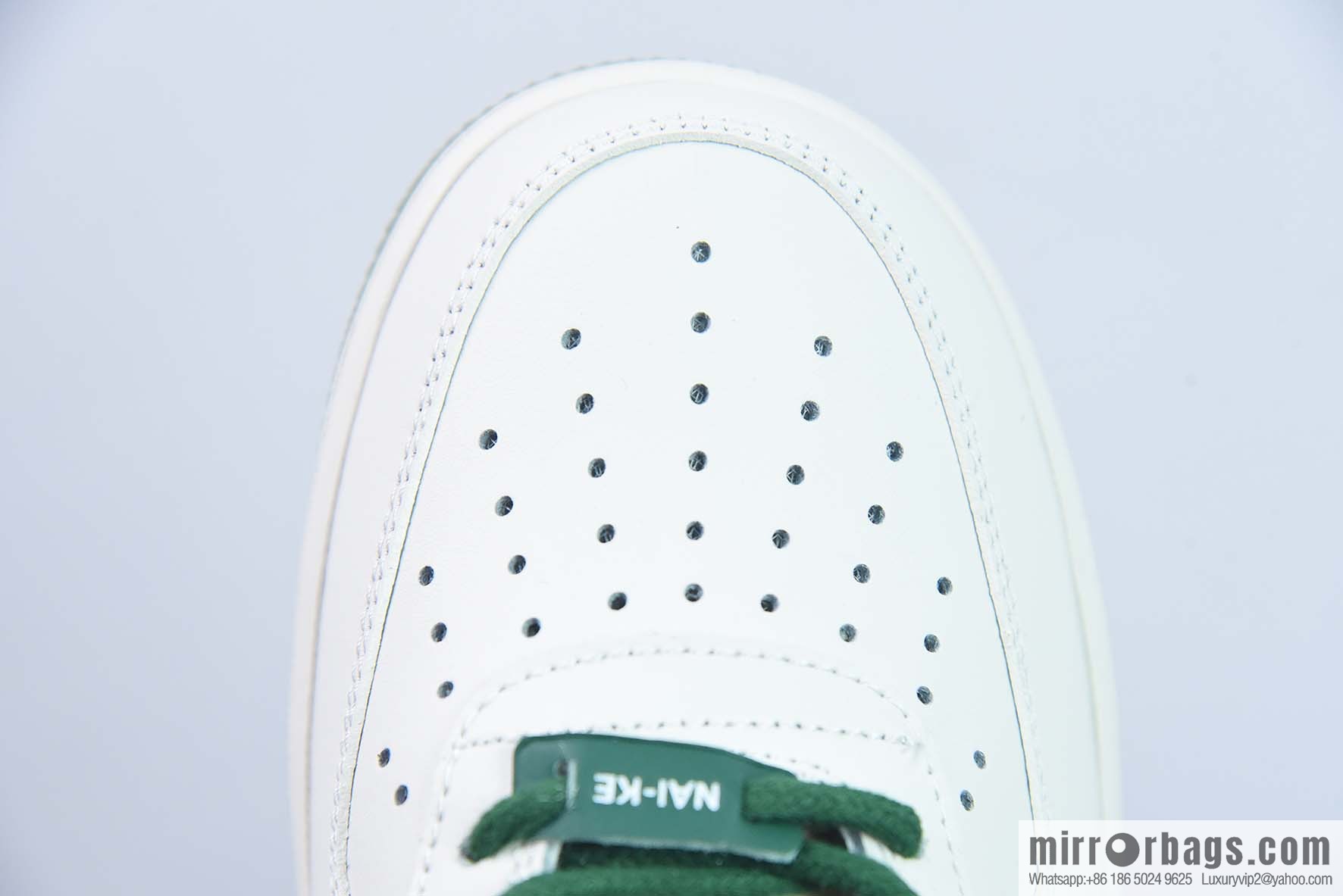 Air Force 1 '07 Low white and green, woven by Xiaoxiangfeng low-top sneakers, item number: FN0369 100