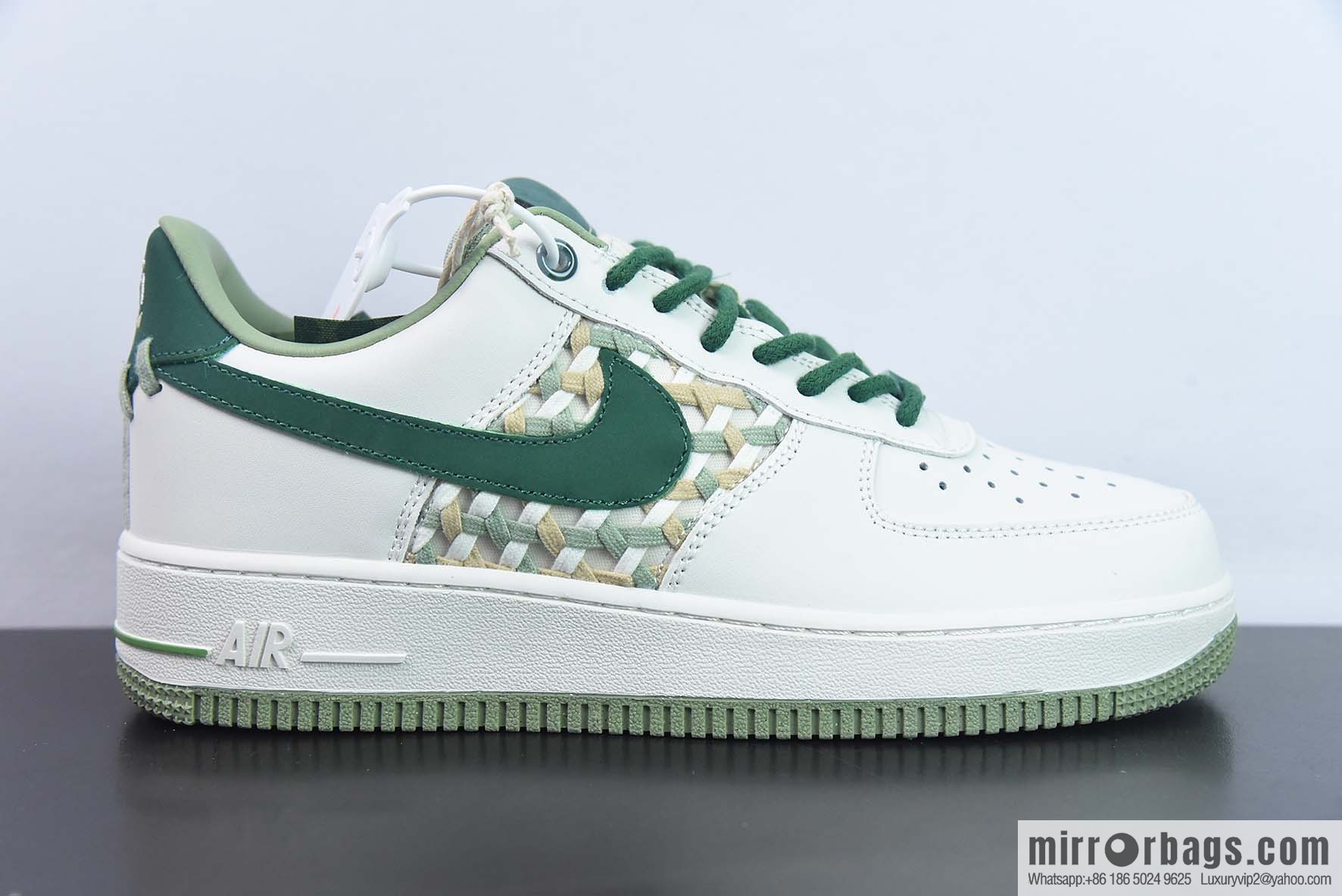 Air Force 1 '07 Low white and green, woven by Xiaoxiangfeng low-top sneakers, item number: FN0369 100