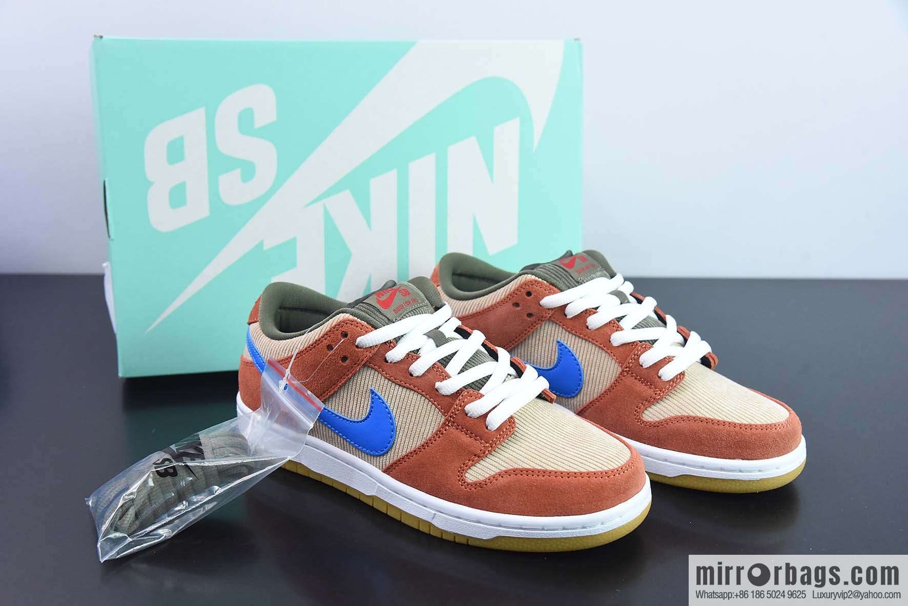 Nk SB Dunk Low Pro Color corduroy low-top casual sports skate shoes Item number: BQ6817-201