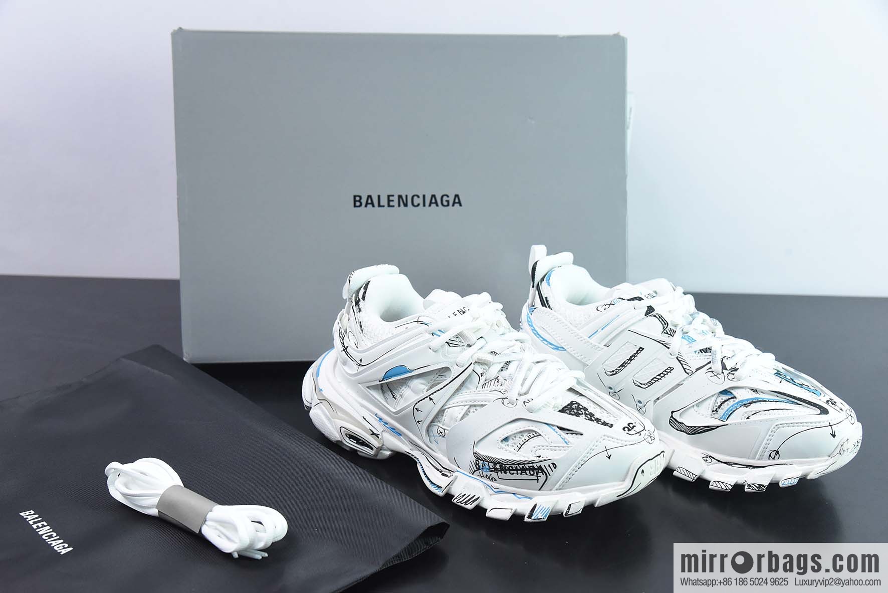 Balenciaga Balenciaga 3.0 low-top dad shoes, white, black and blue, item number: 542023 W3SRA 9014