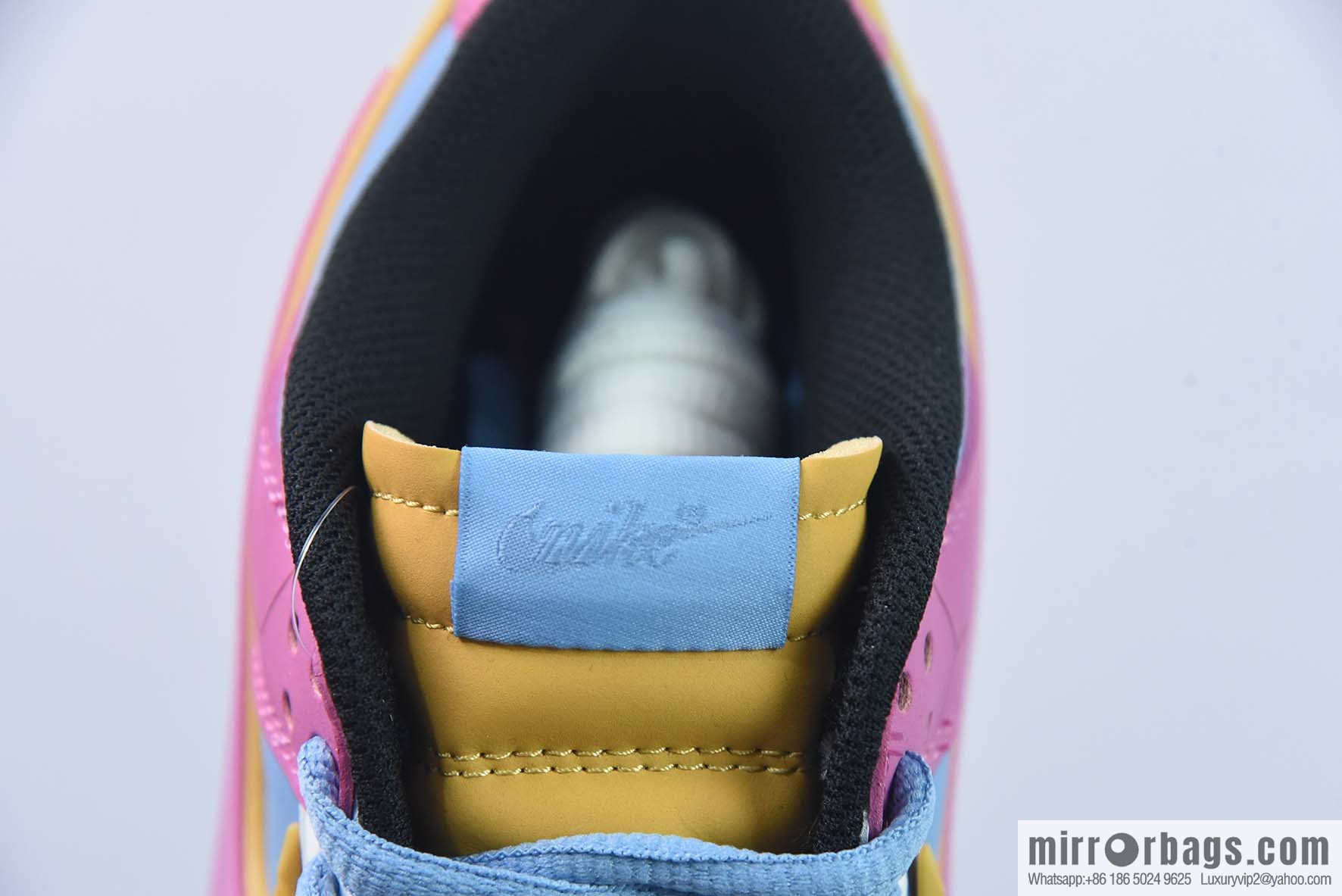 Nike SB Dunk Low pink blue and white, Saint Seiya low-top sneakers Item number: ZD2356-153