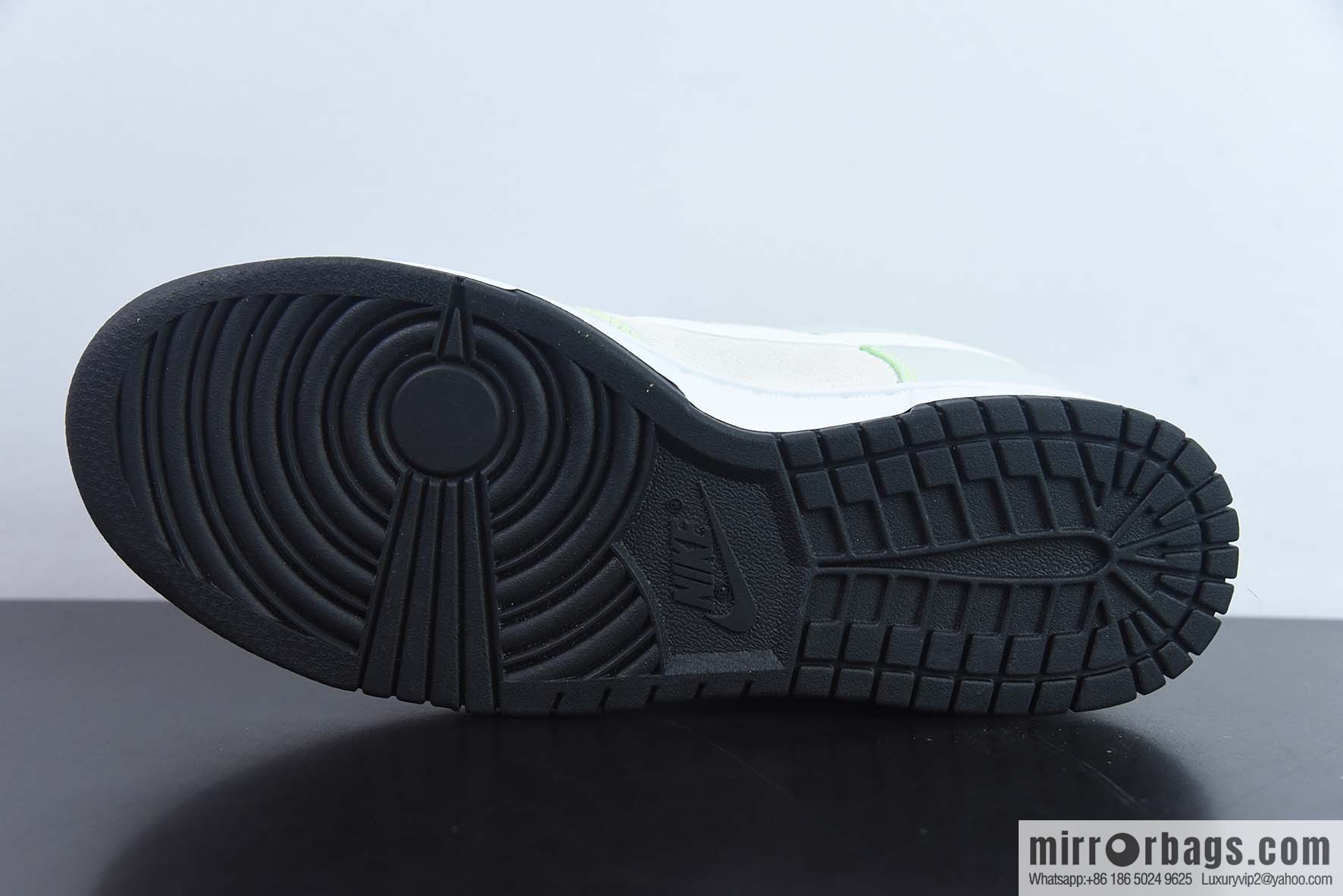 Nike Dunk Low Oregon Ducks theme color scheme board shoes, item number: FQ7260-001