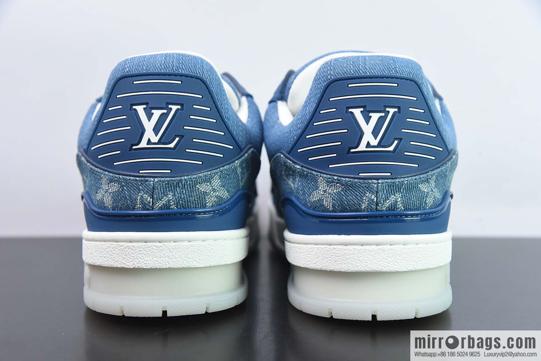 LV/Louis Vuitton LV Trainer sneakers