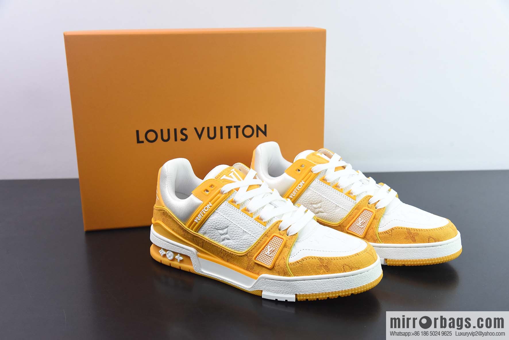 LV/Louis Vuitton LV Trainer sneakers