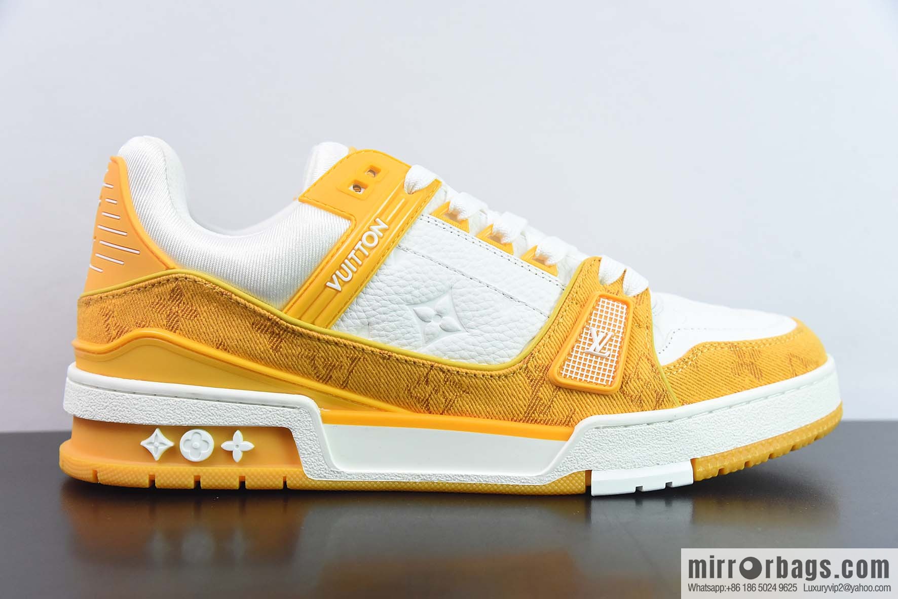 LV/Louis Vuitton LV Trainer sneakers