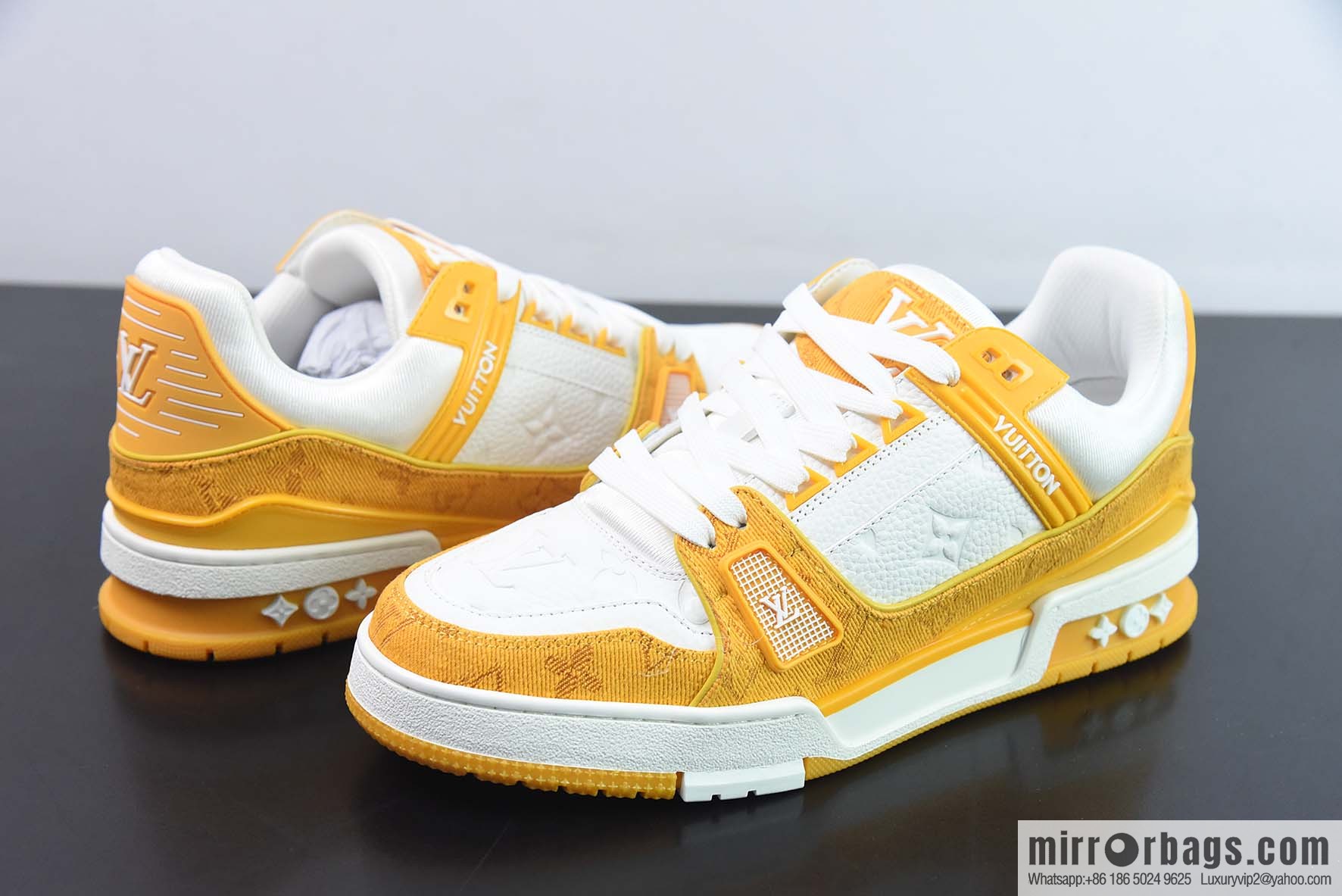 LV/Louis Vuitton LV Trainer sneakers