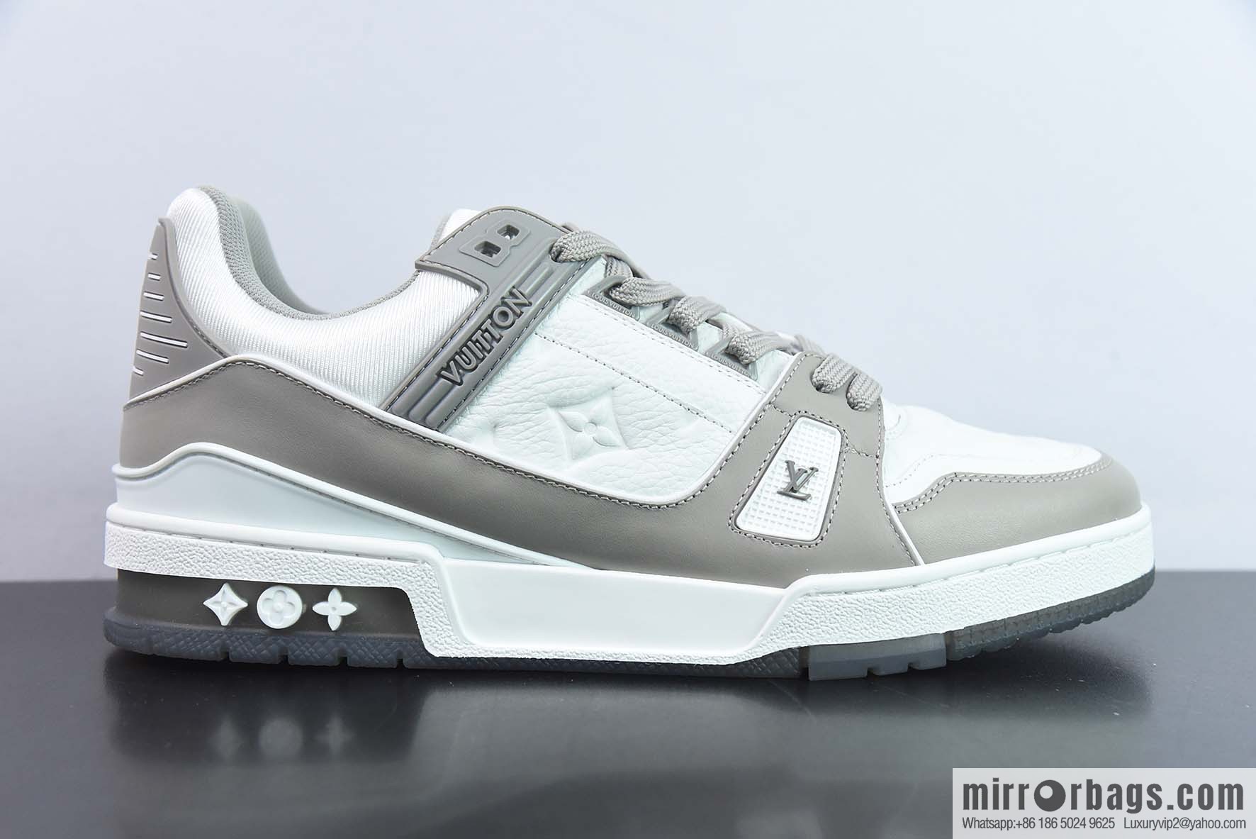 LV/Louis Vuitton LV Trainer sneakers